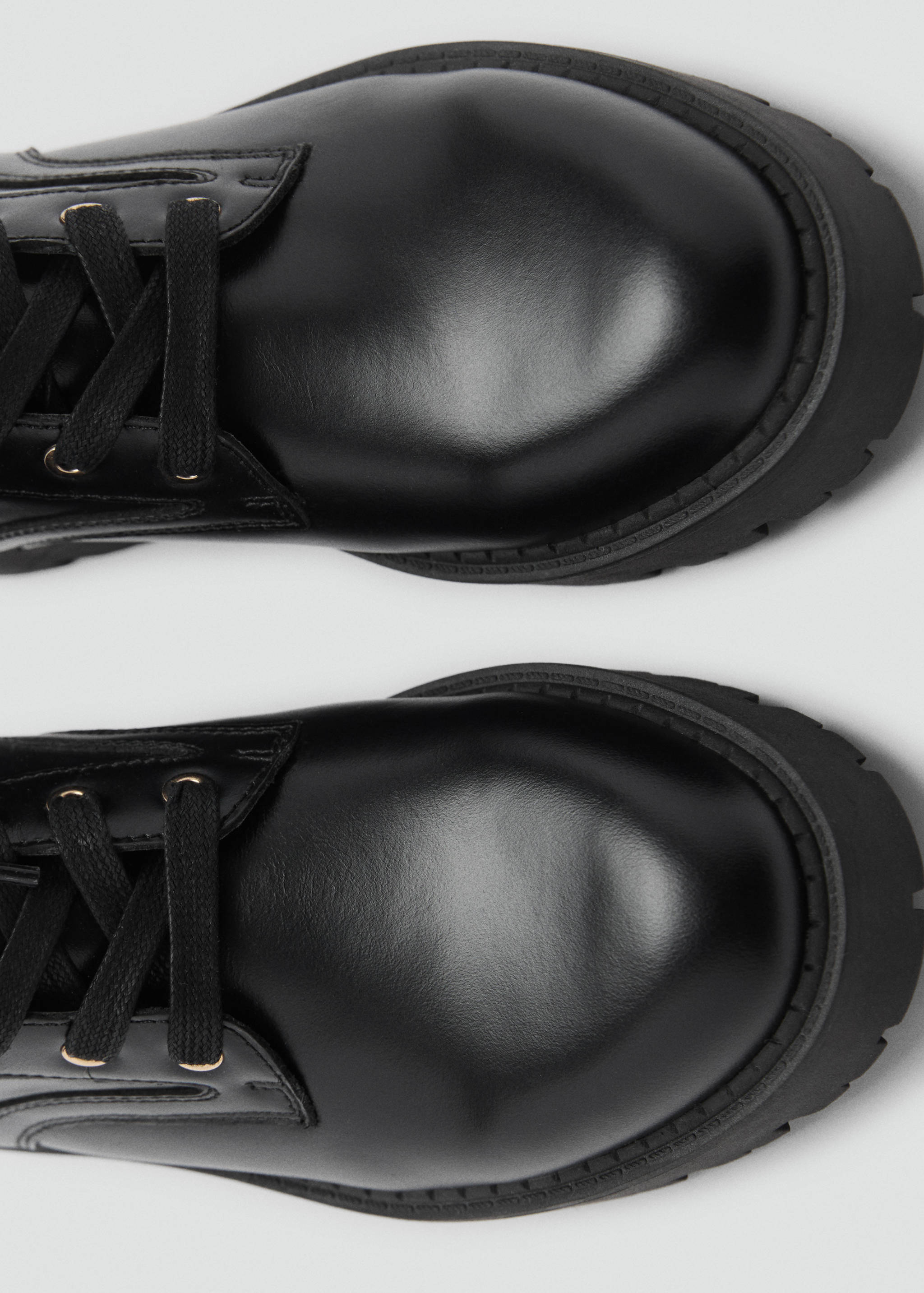 Lace-up leather ankle boots - Details of the article 3