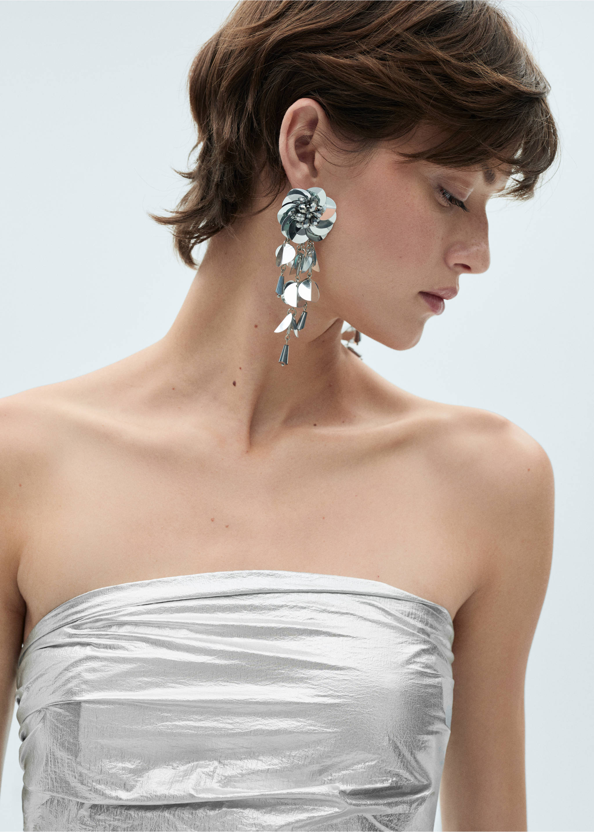 Metallic peplum top - Details of the article 1, Silver. Ref: 77089054-00.