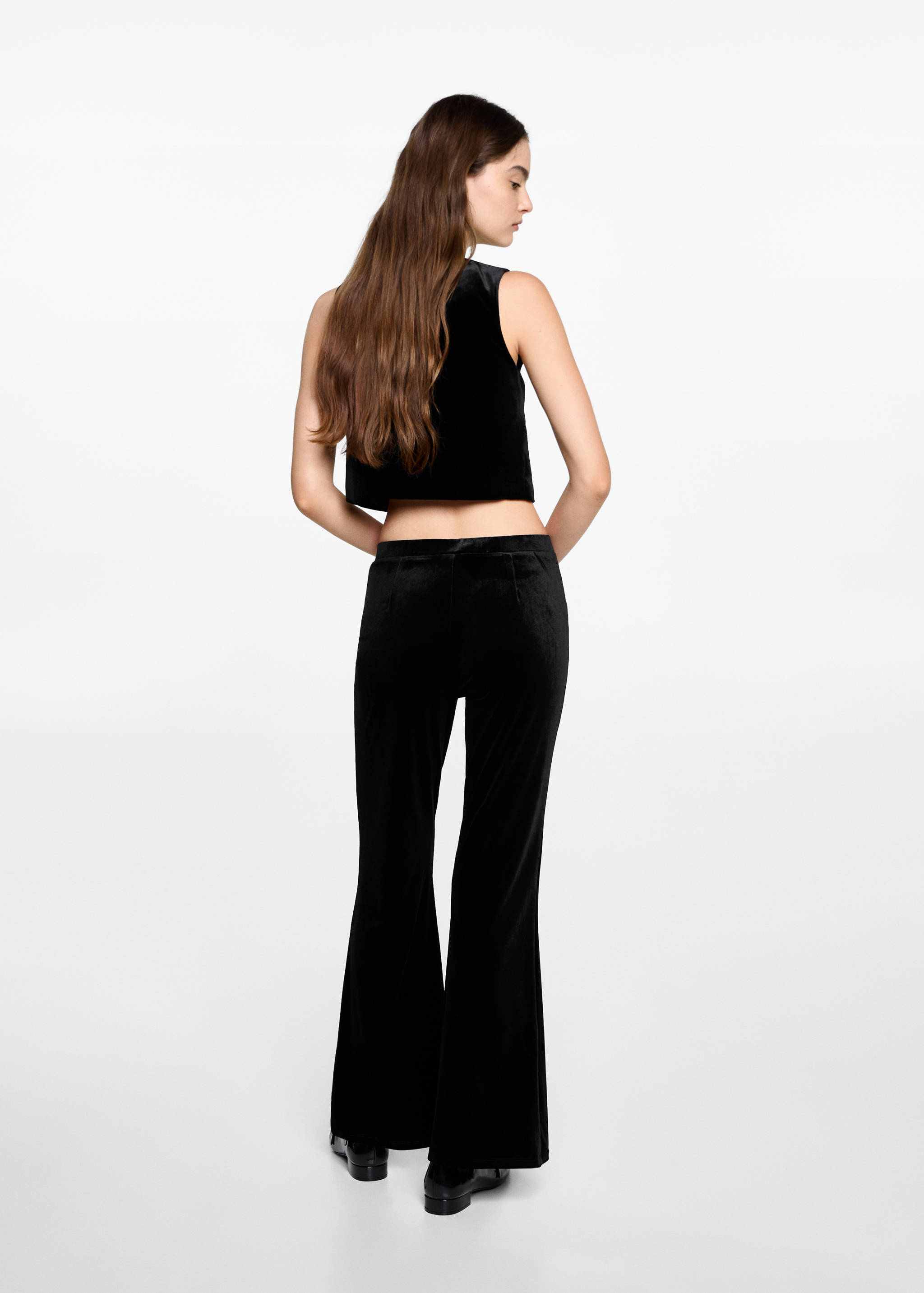 Cropped velvet vest - Reverse of the article