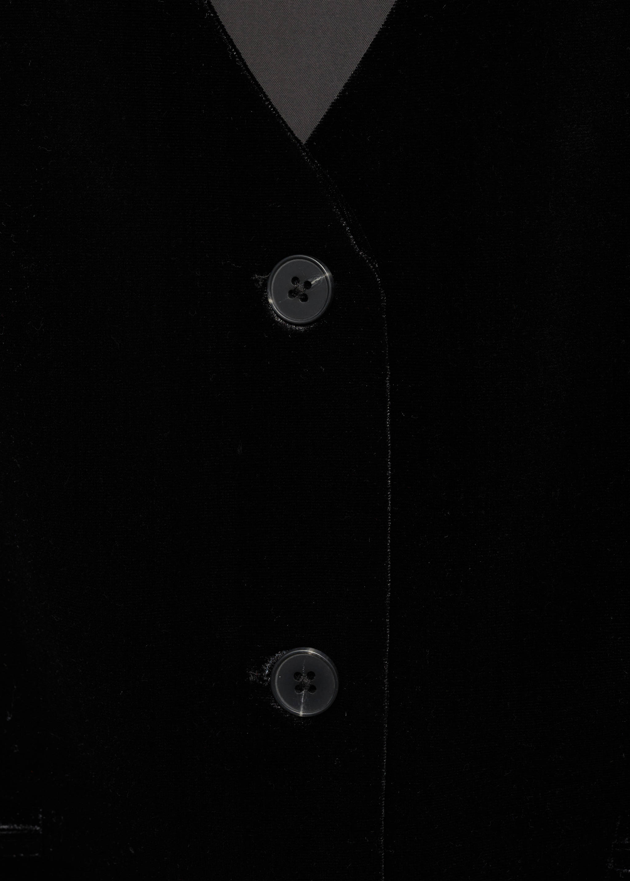 Cropped velvet vest - Details of the article 8