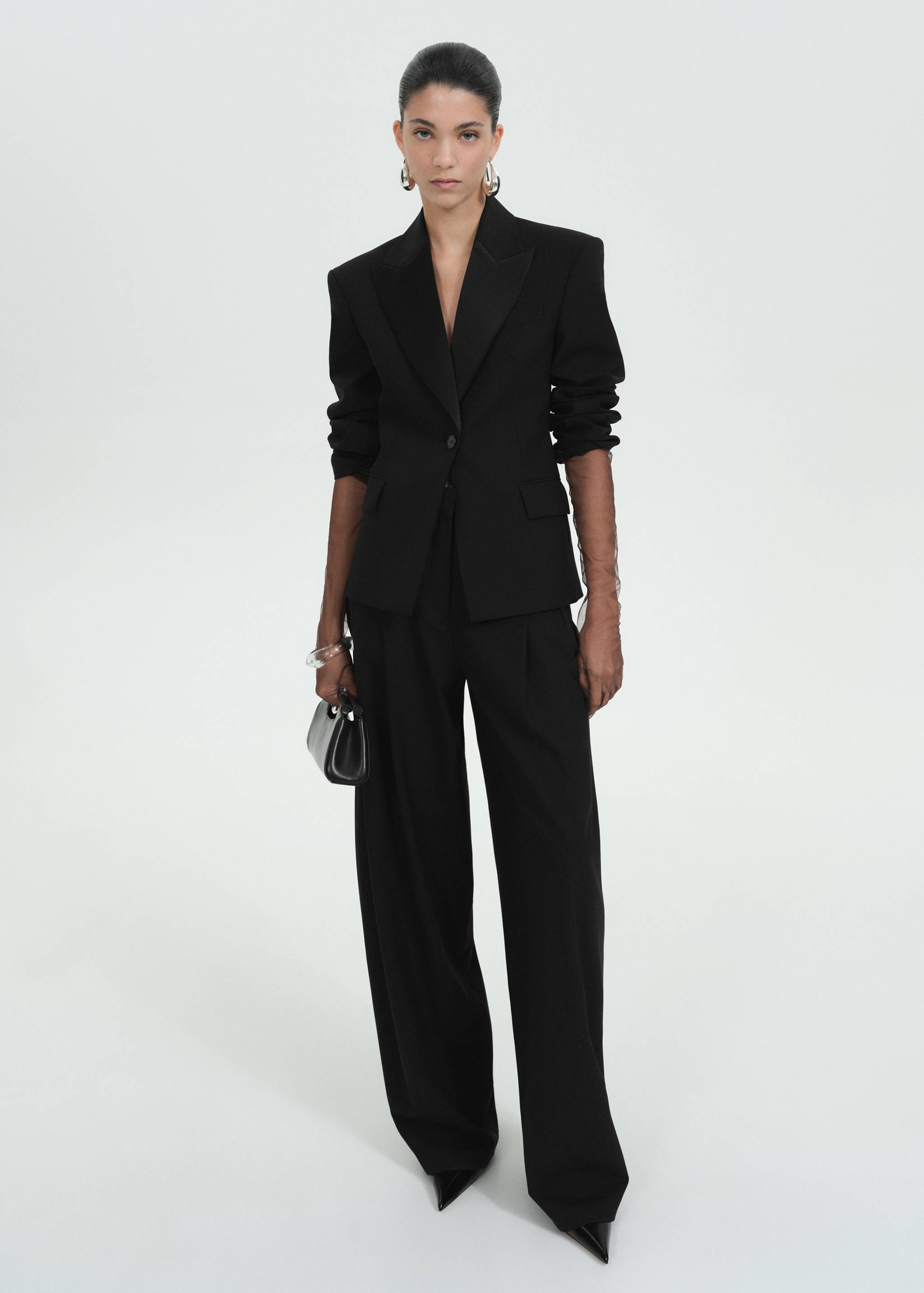 Wool jacket with satin lapels - General plane