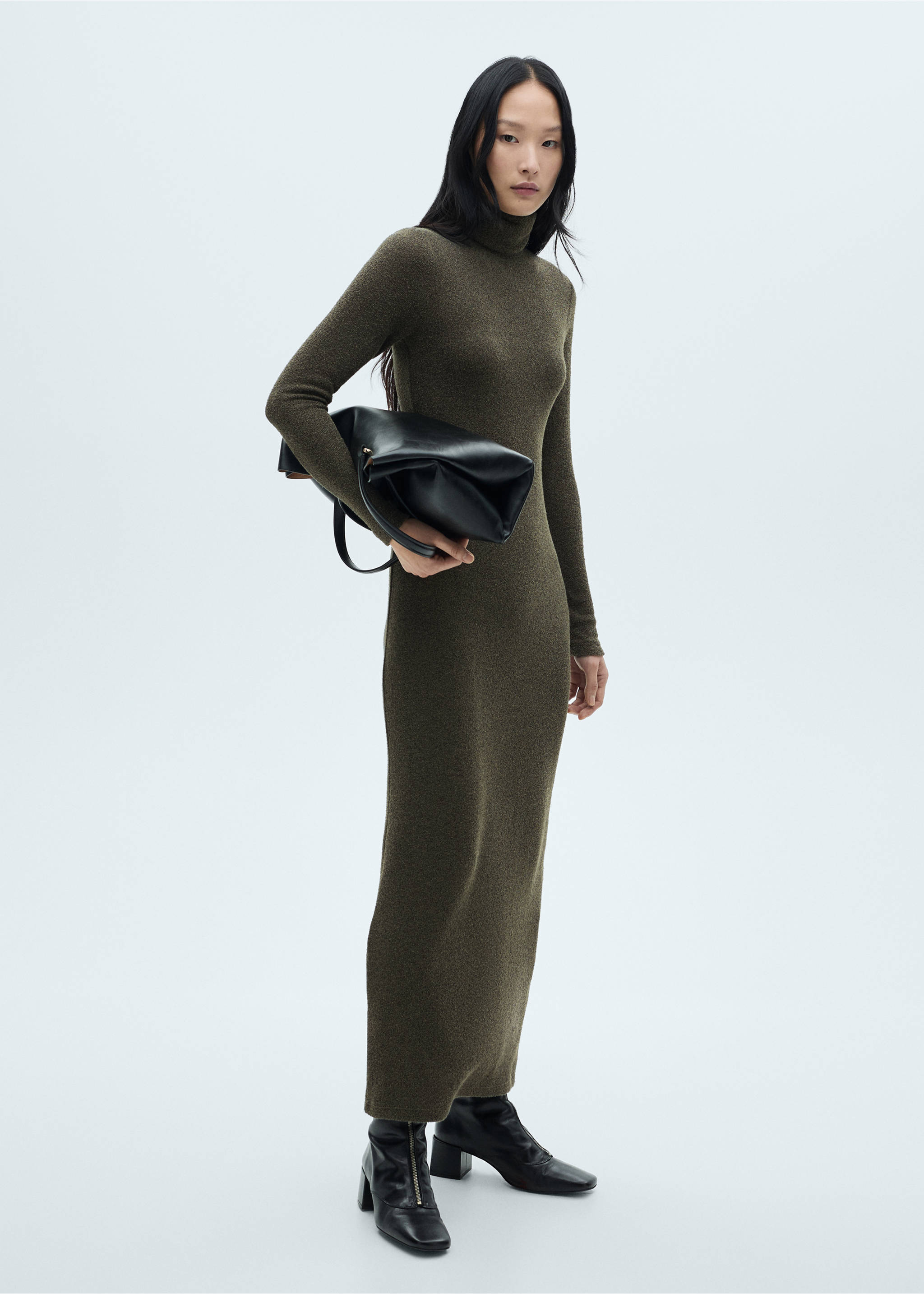 Knitted turtleneck dress - General plane, Green. Ref: 77089075-00.