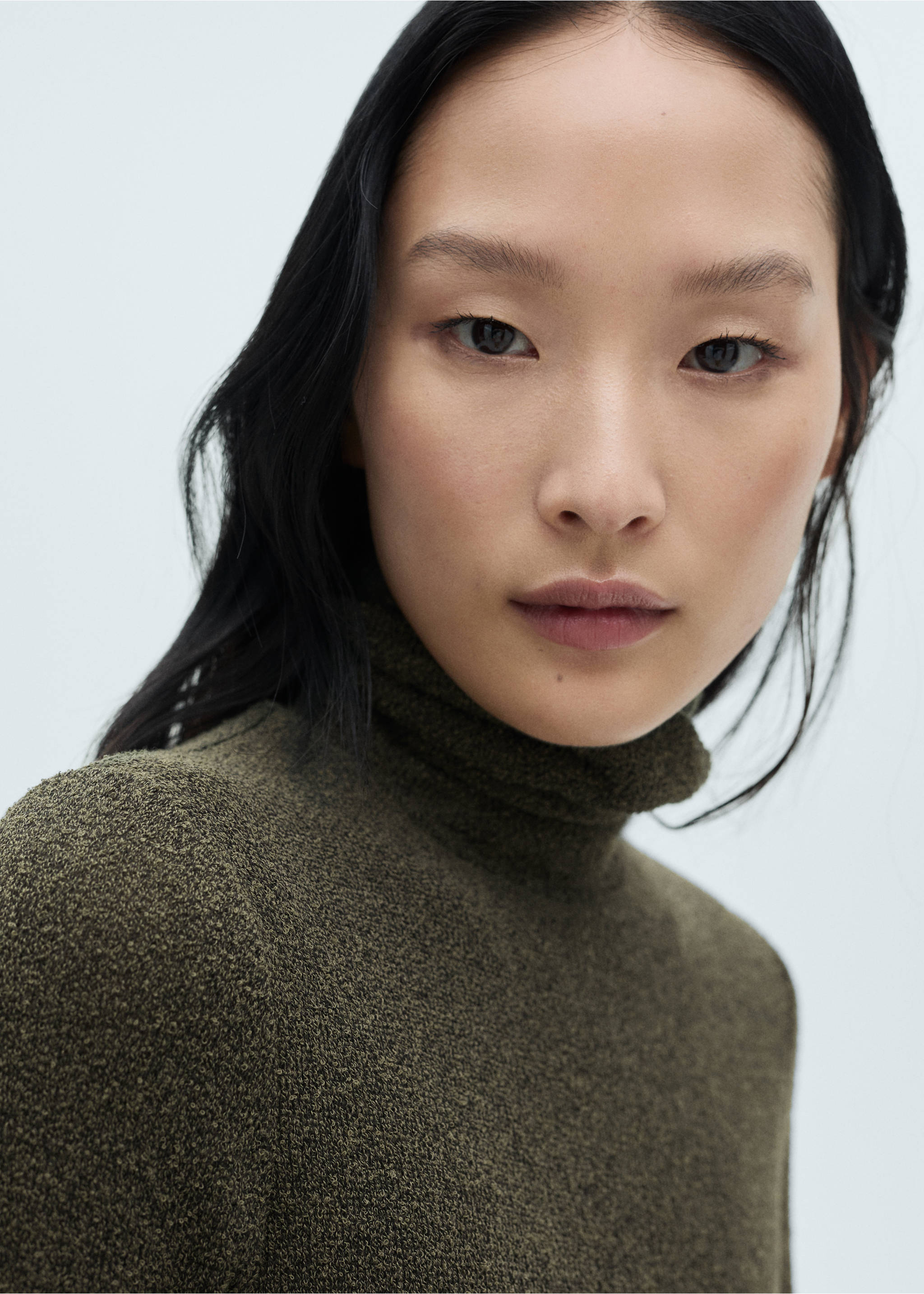 Knitted turtleneck dress - Details of the article 1, Green. Ref: 77089075-00.