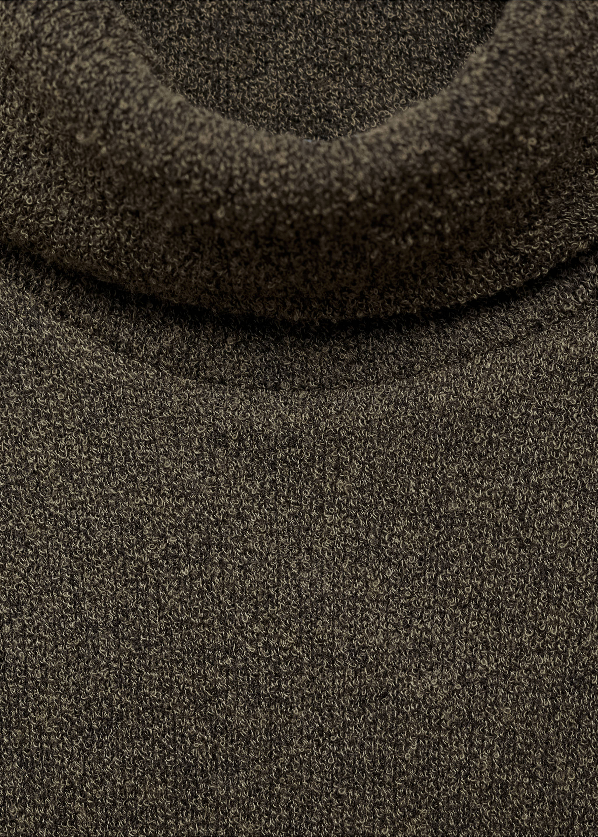 Knitted turtleneck dress - Details of the article 8, Green. Ref: 77089075-00.