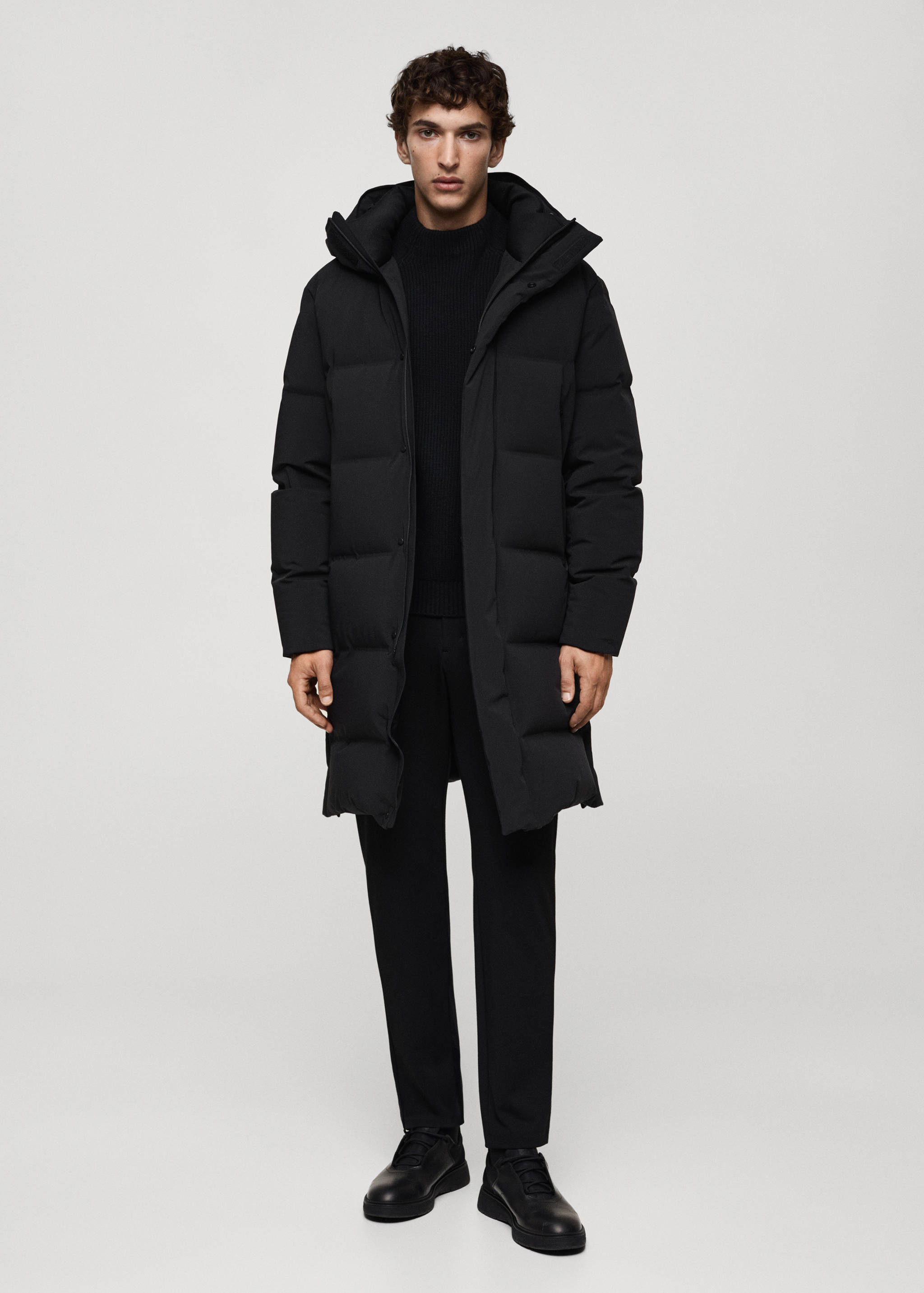 Long waterproof anorak with down and feather filling - General plane