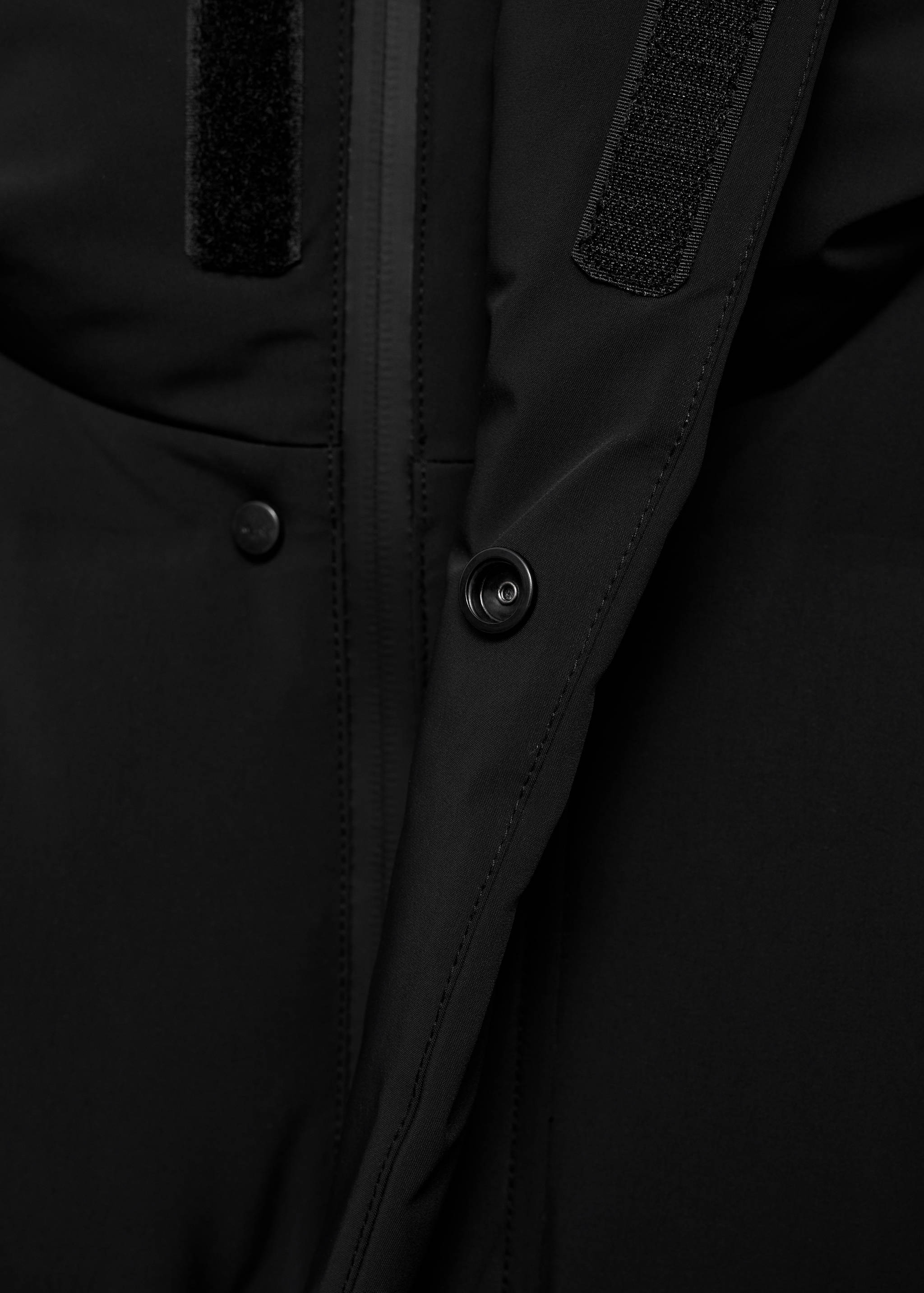 Long waterproof anorak with down and feather filling - Details of the article 8