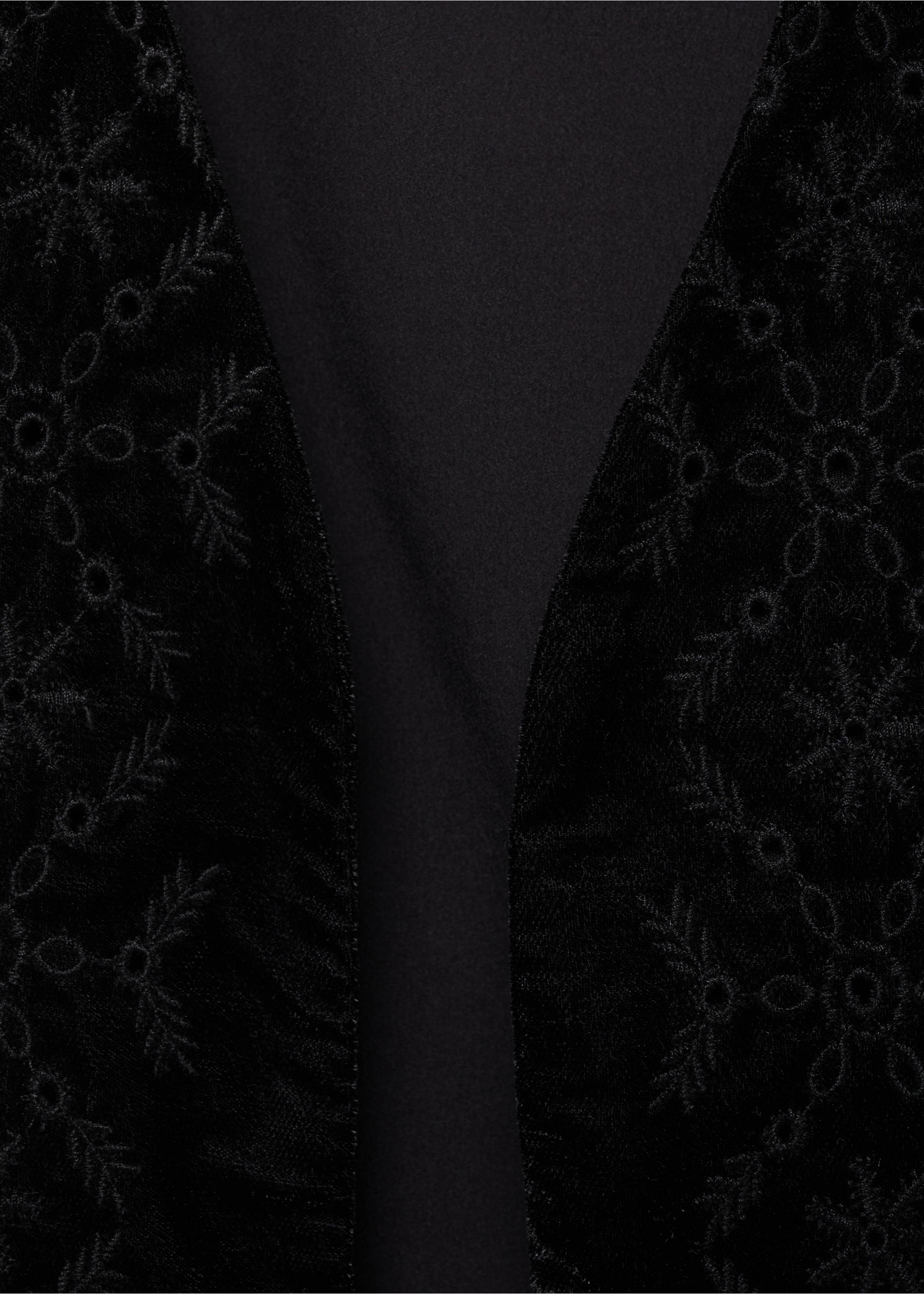 Bestickte Samtweste - Detail des Artikels 8, Schwarz. Ref: 77089238-00.