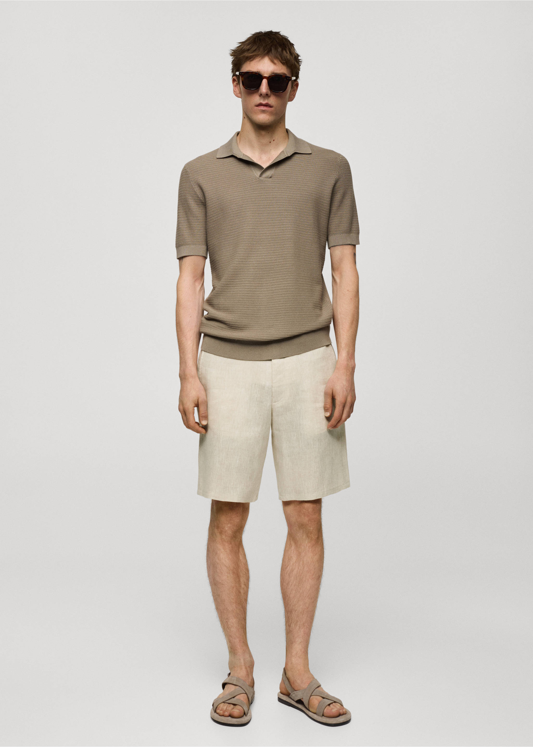 Bermuda slim-fit 100 % lin - Plan général, Écru. Ref: 77090250-00.