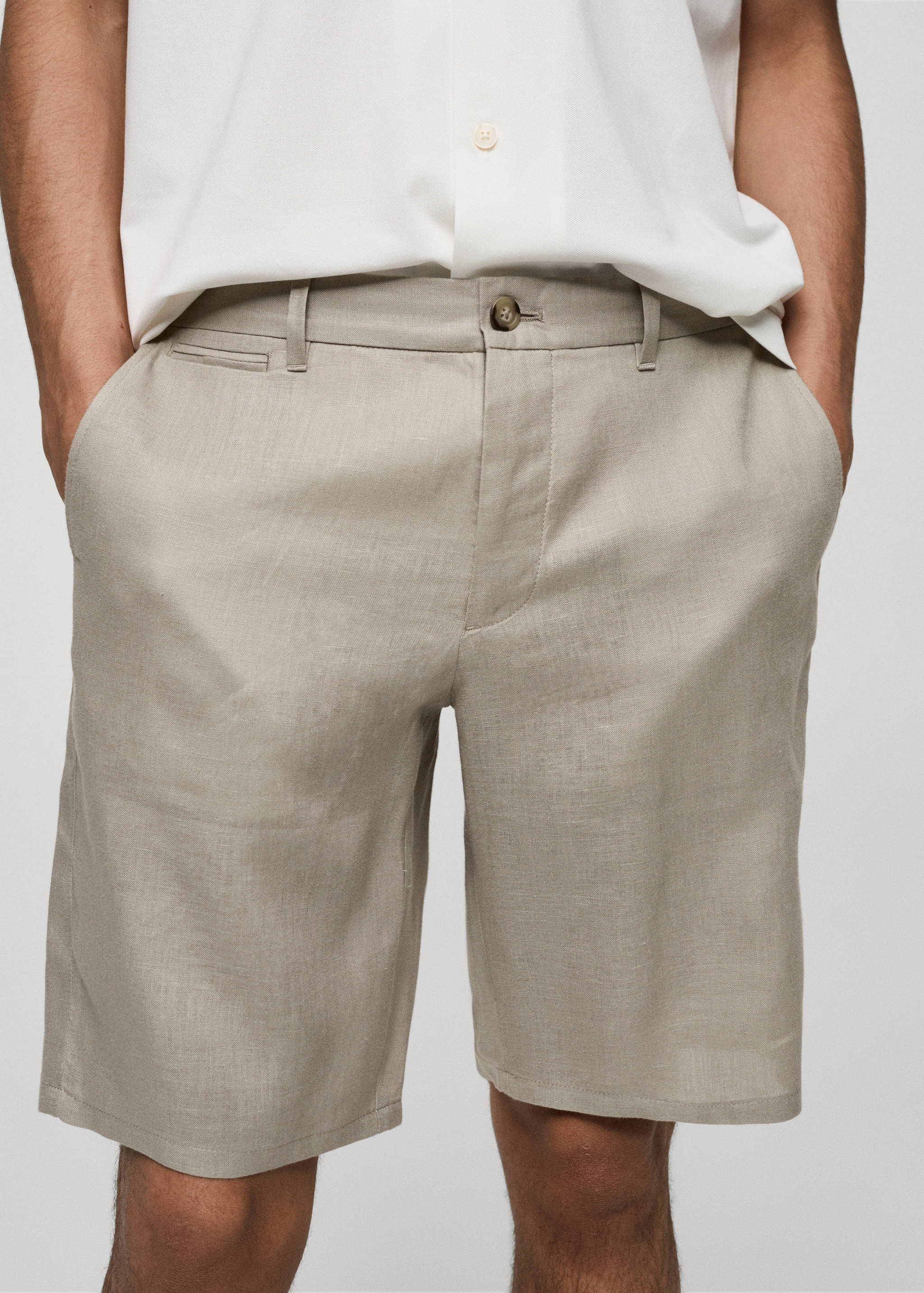 Slim-Fit-Bermudashorts aus 100 % Leinen - Detail des Artikels 1