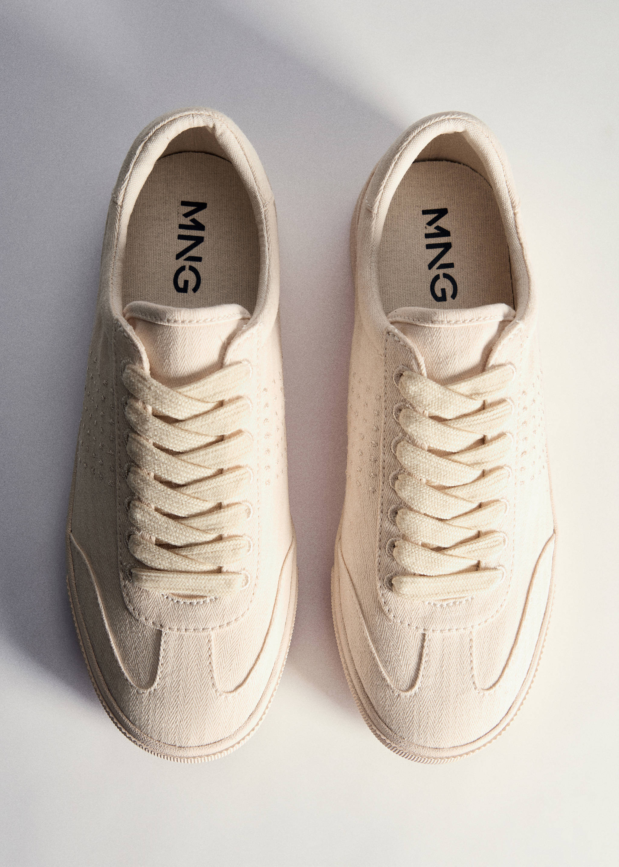Lace-up sneakers - Details of the article 5