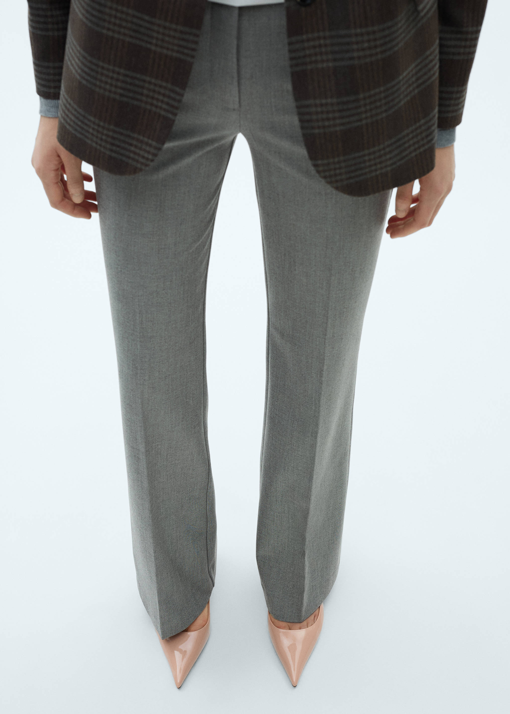 Spitz zulaufende Pumps - Detail des Artikels 9