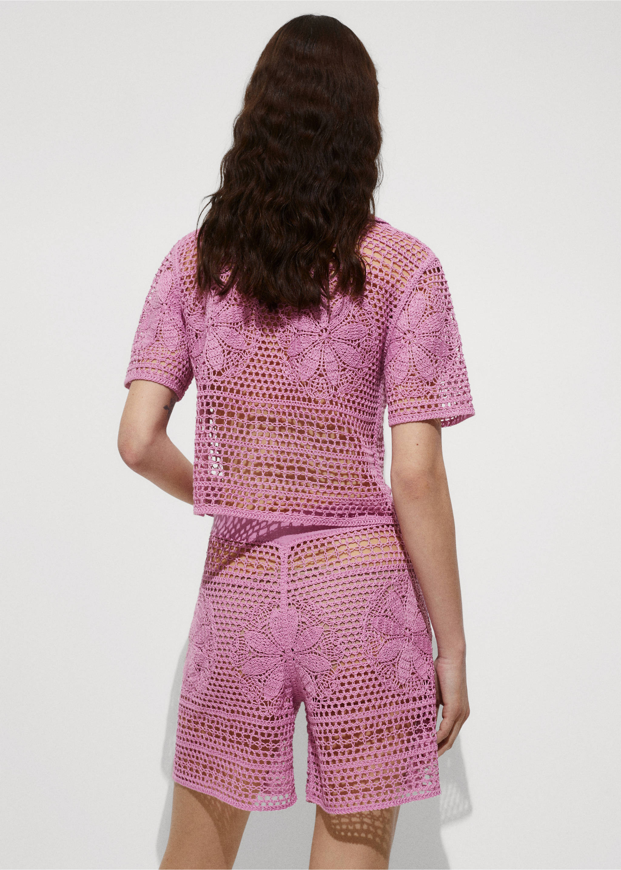 Virágmintás horgolt ing - A cikk hátulja, Világos/Pasztell lila. Ref: 77090339-00.