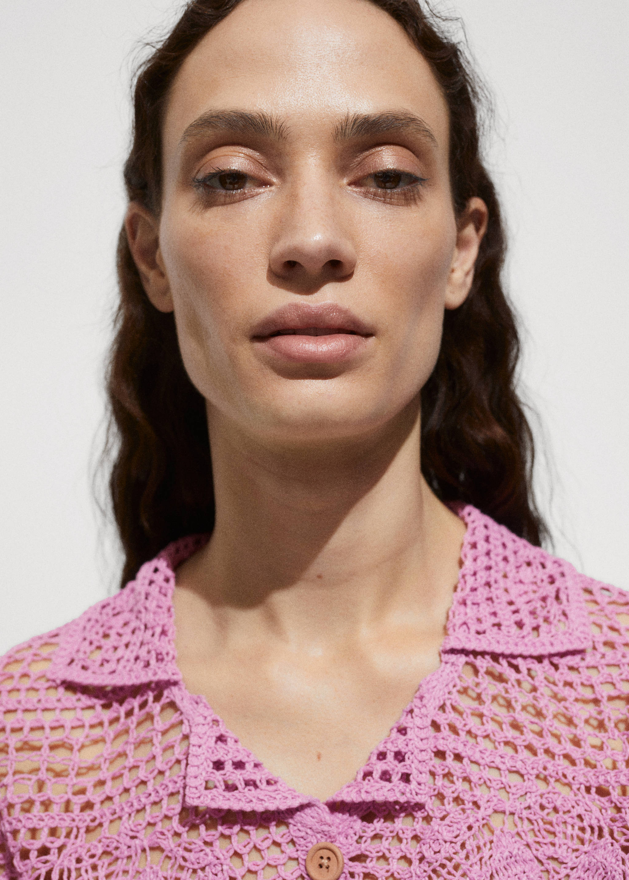 Crochet shirt with flowers - Details of the article 1