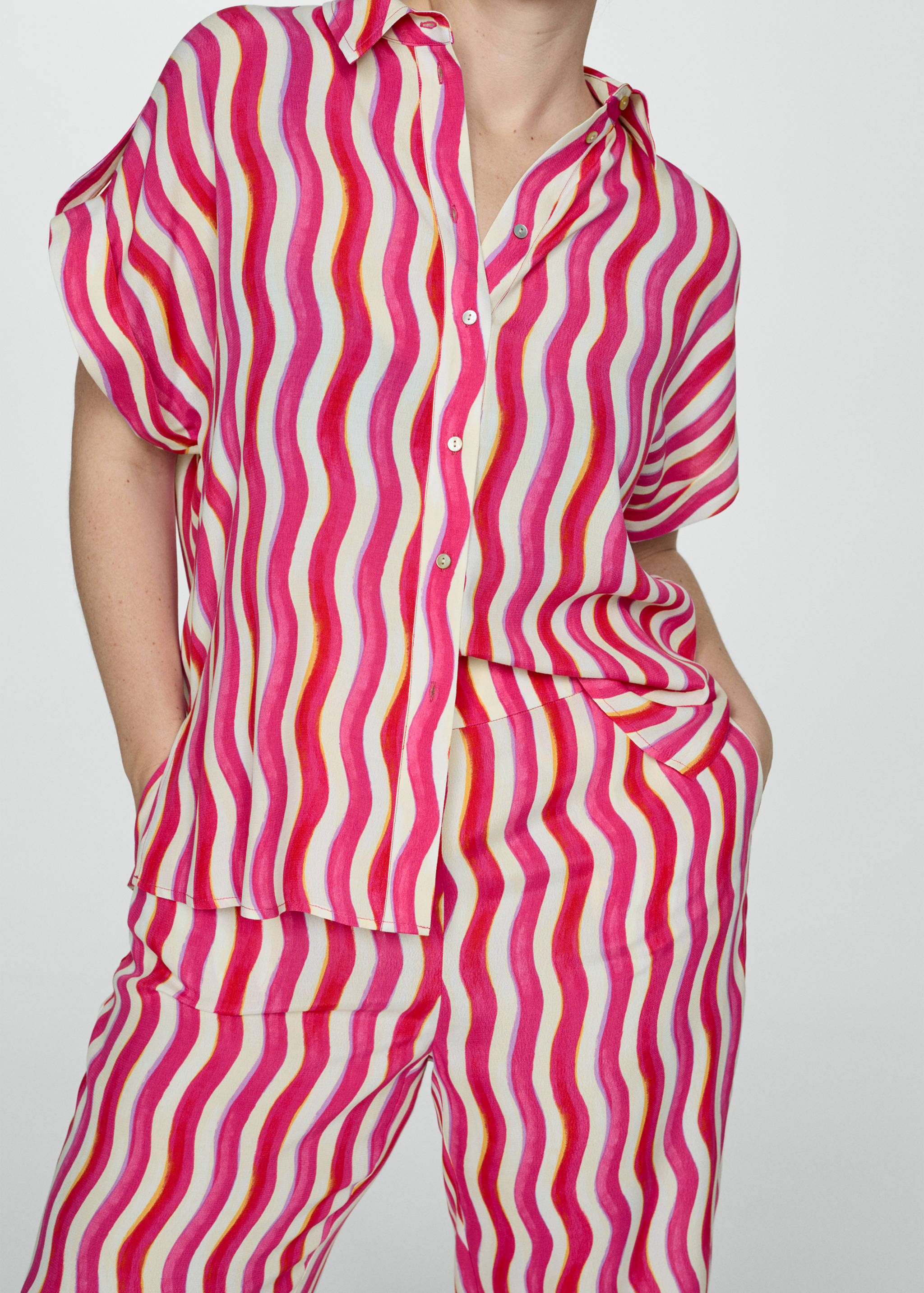 Wide leg printed pants - Details of the article 5