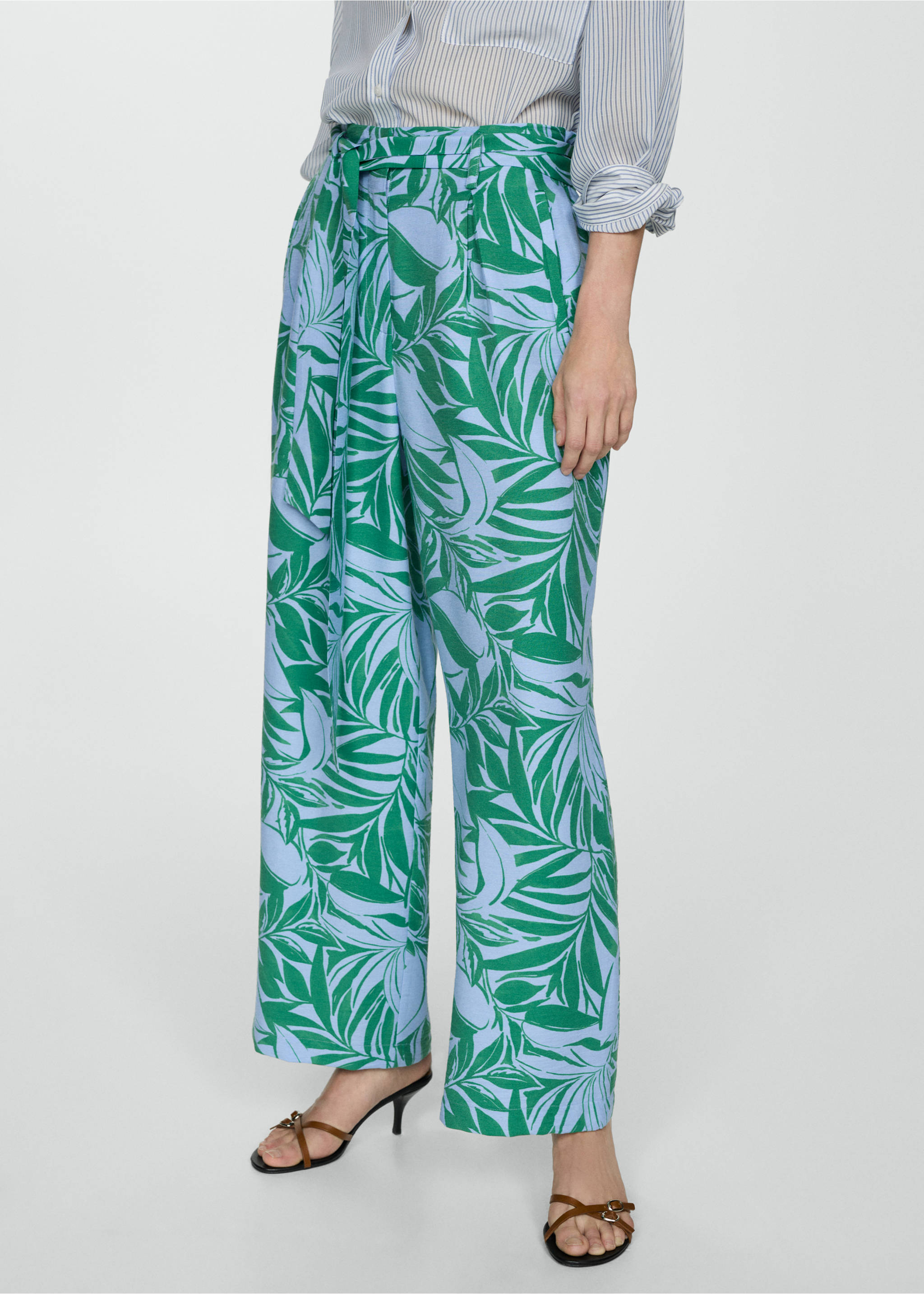 Printed trousers with bow - Medium plane, Green. Ref: 77090352-00.