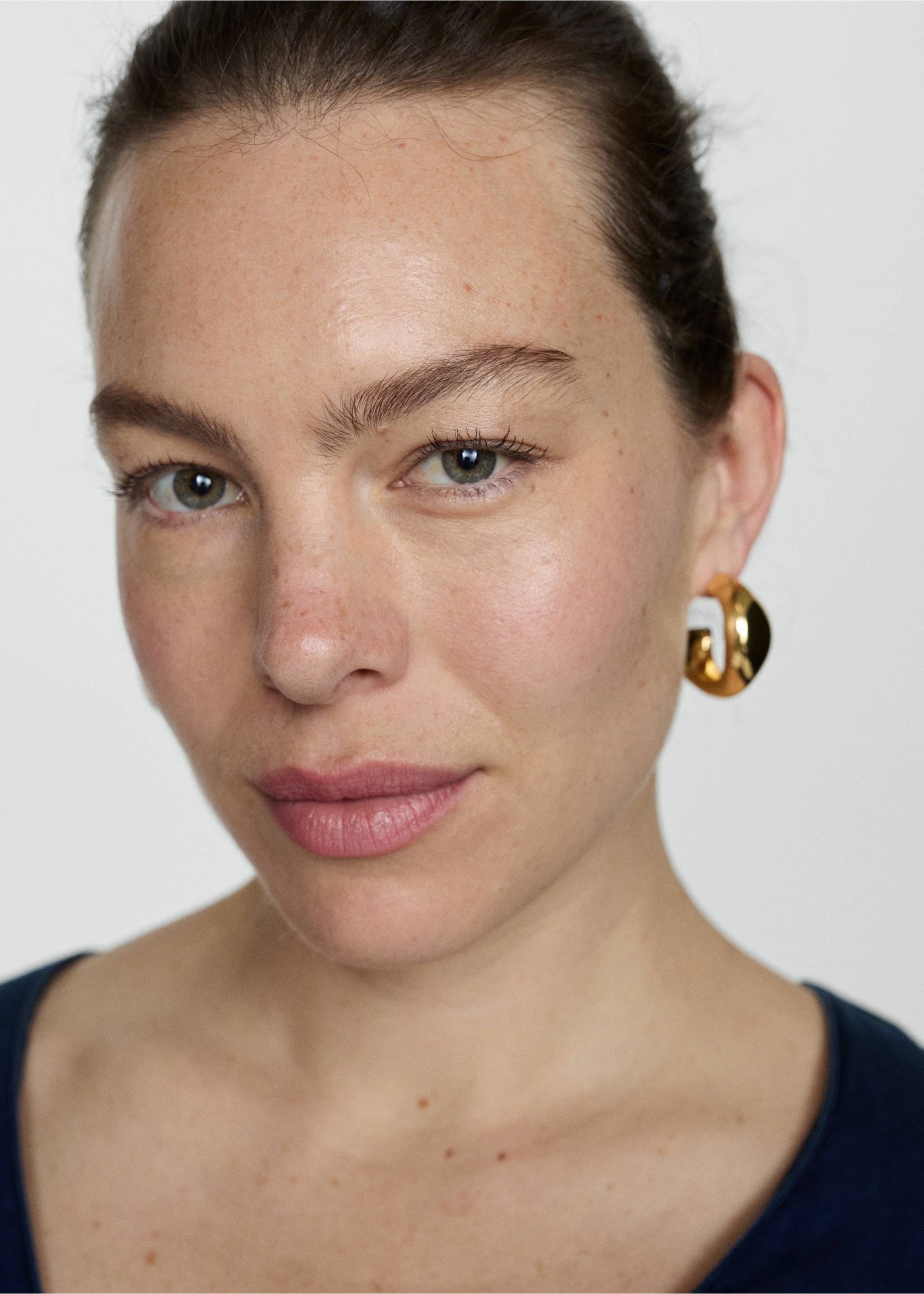 Belt short jumpsuit - Details of the article 4, Dark Blue. Ref: 77090353-00.