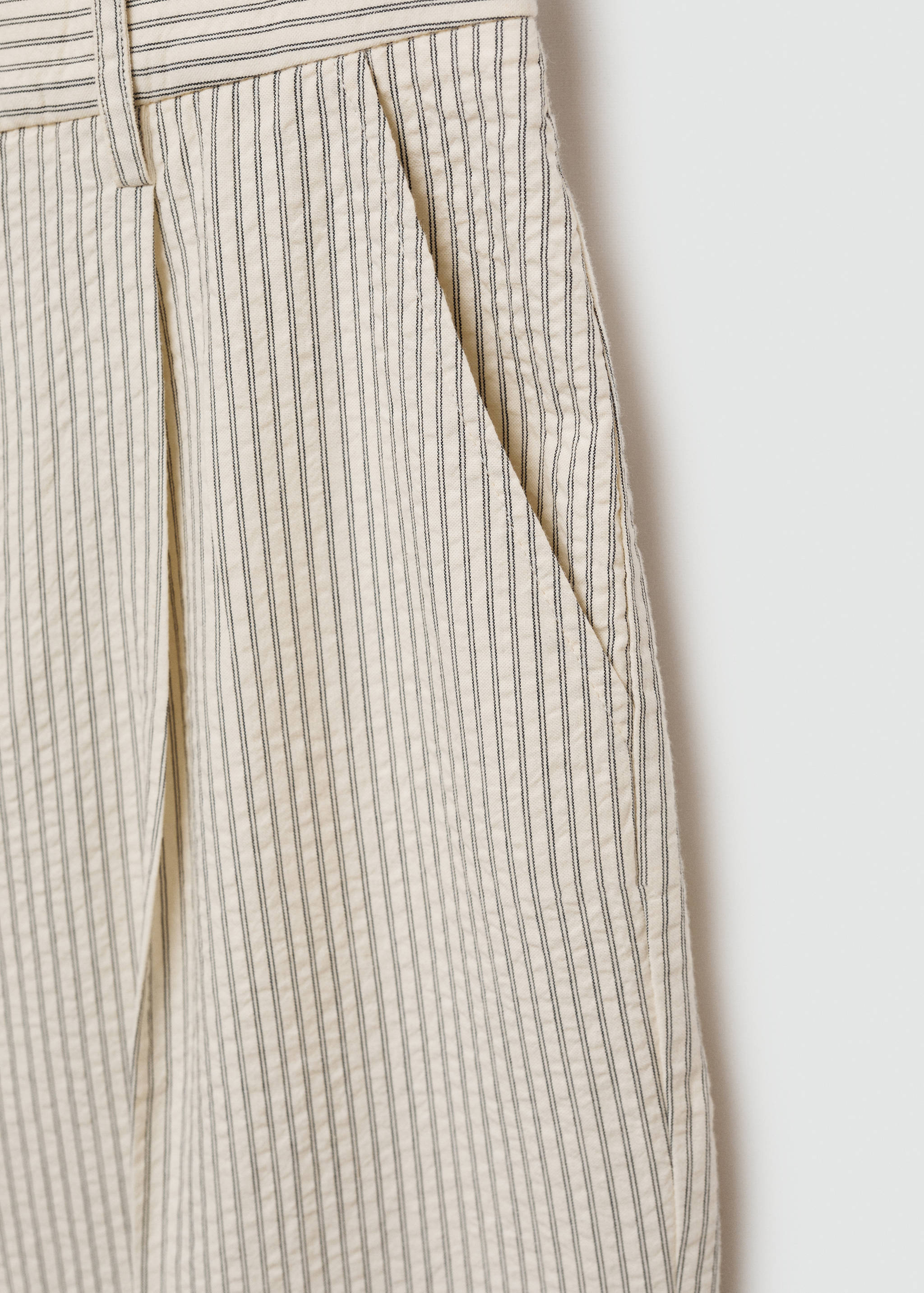 Pantalon droit à rayures - Détail de l'article 8