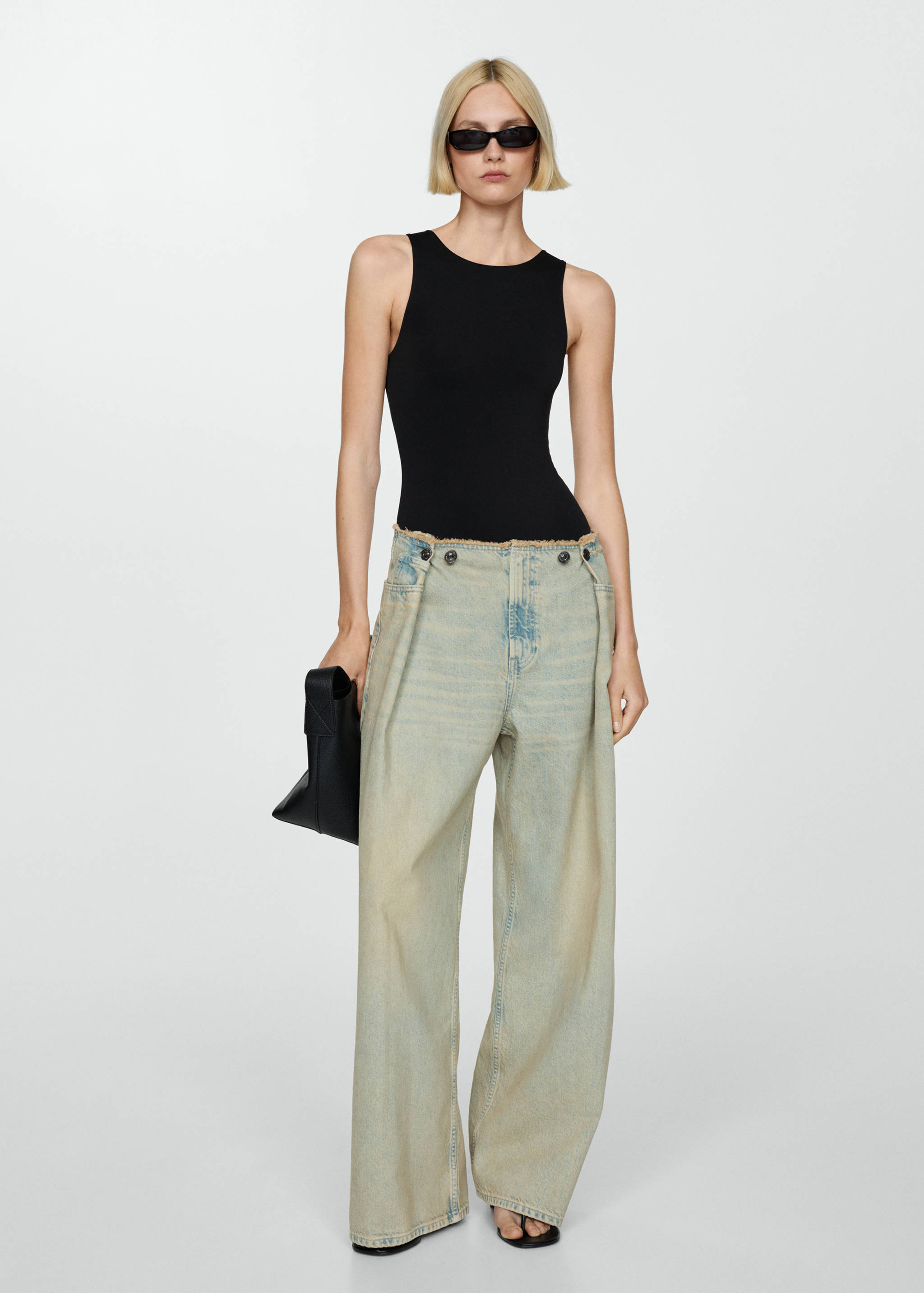 Body ajusté sans manches - Plan général