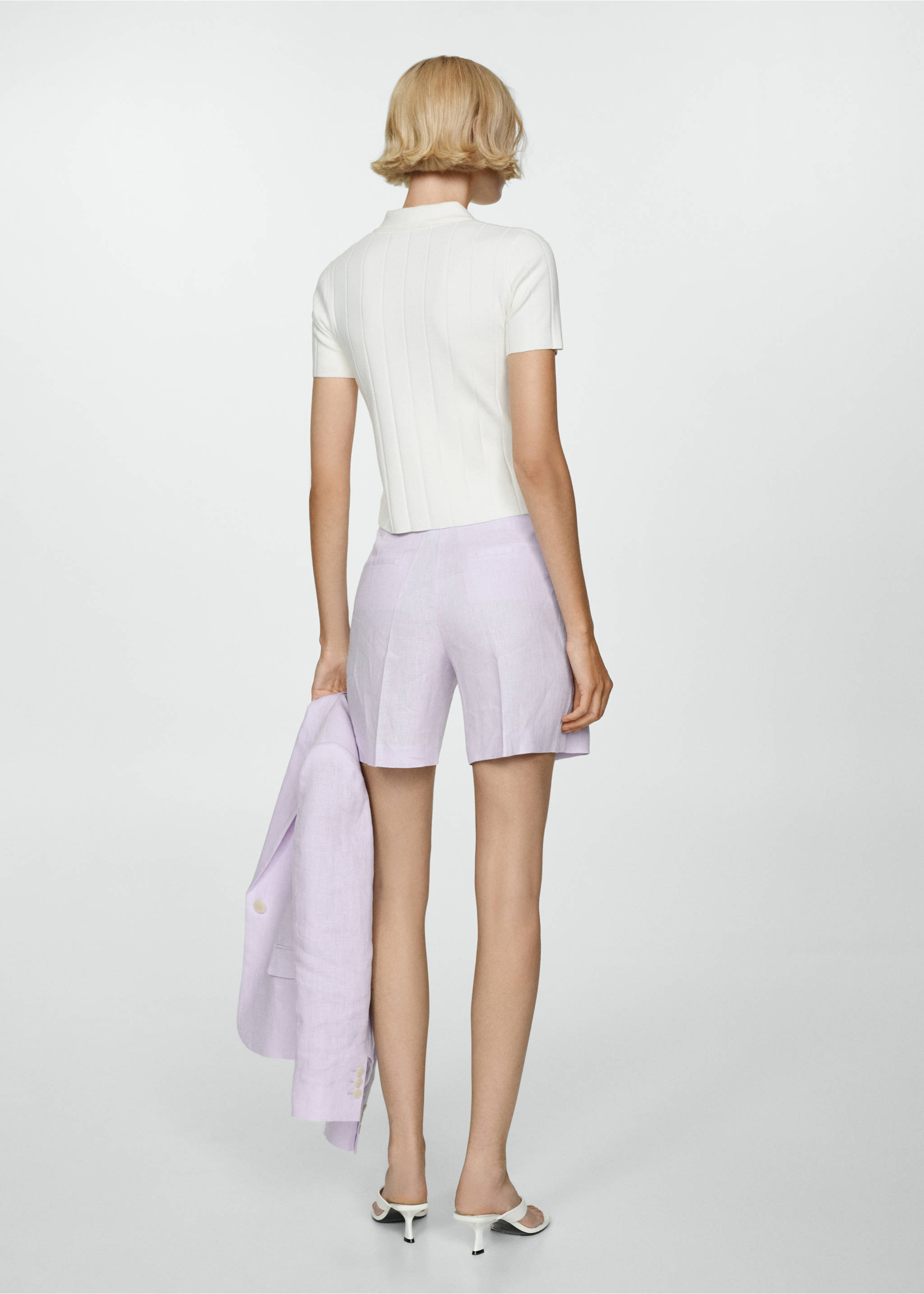 Straight-fit linen shorts - Reverse of the article, Light/Pastel Purple. Ref: 77090369-00.
