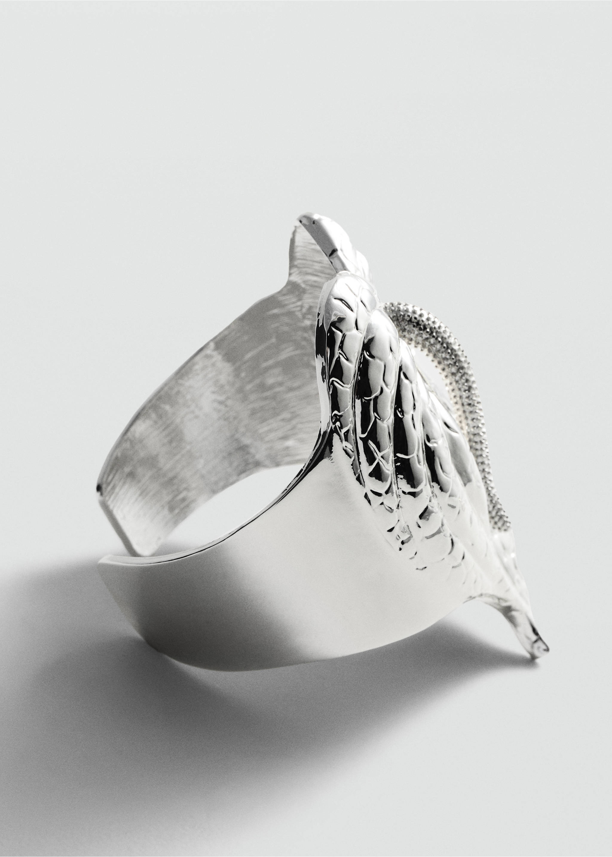 Brazalete maxi hoja - Detalle del artículo 1, Plata. Ref: 77090373-00.