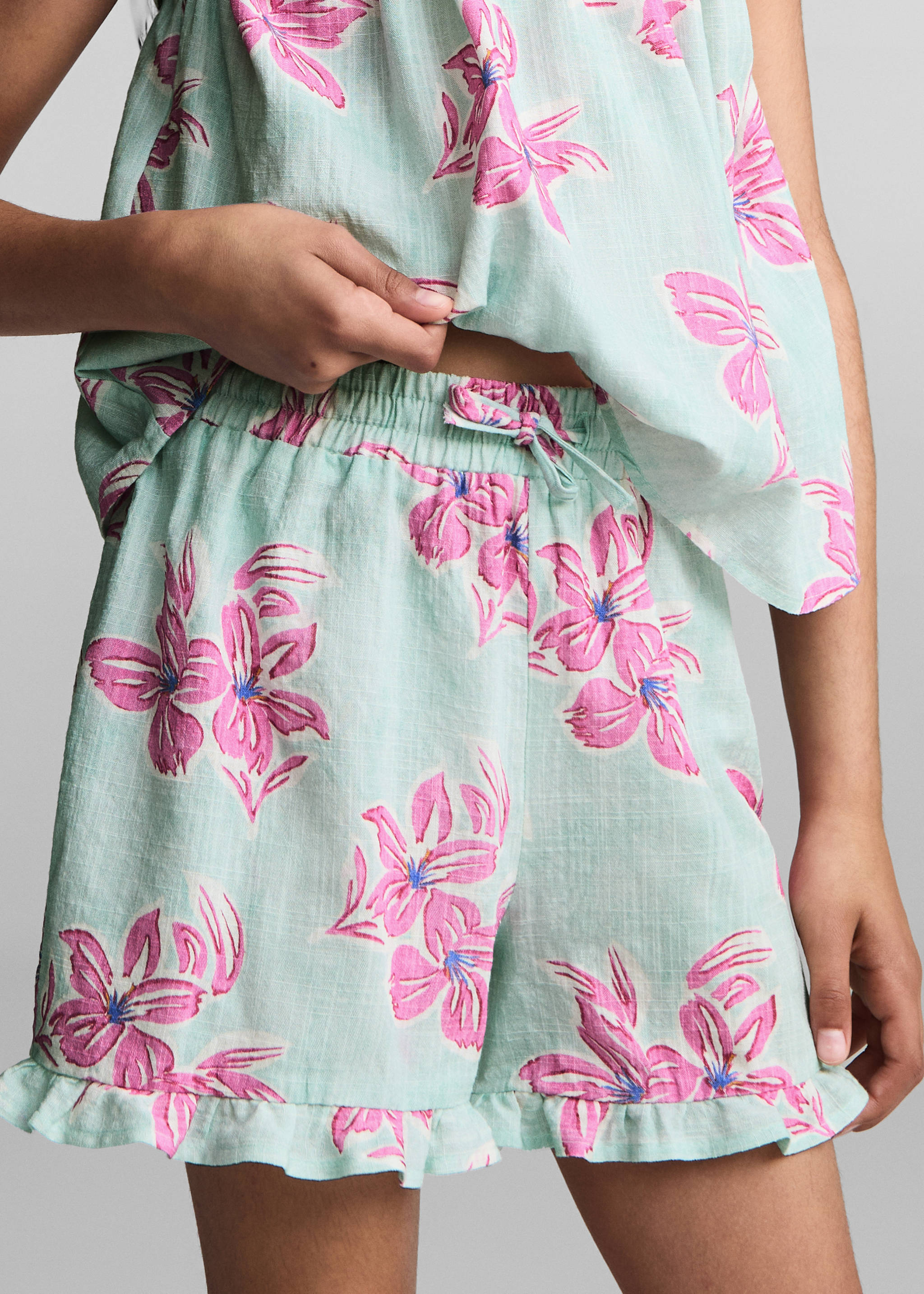 Baumwollshorts mit Blumenmuster - Detail des Artikels 1