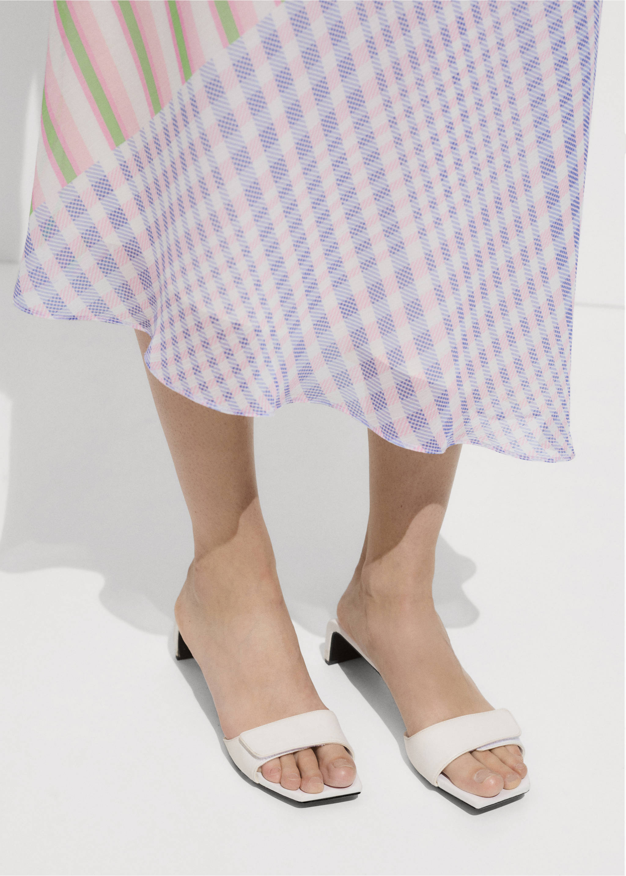 Sandales cuir talon - Plan général, Blanc. Ref: 77090388-00.