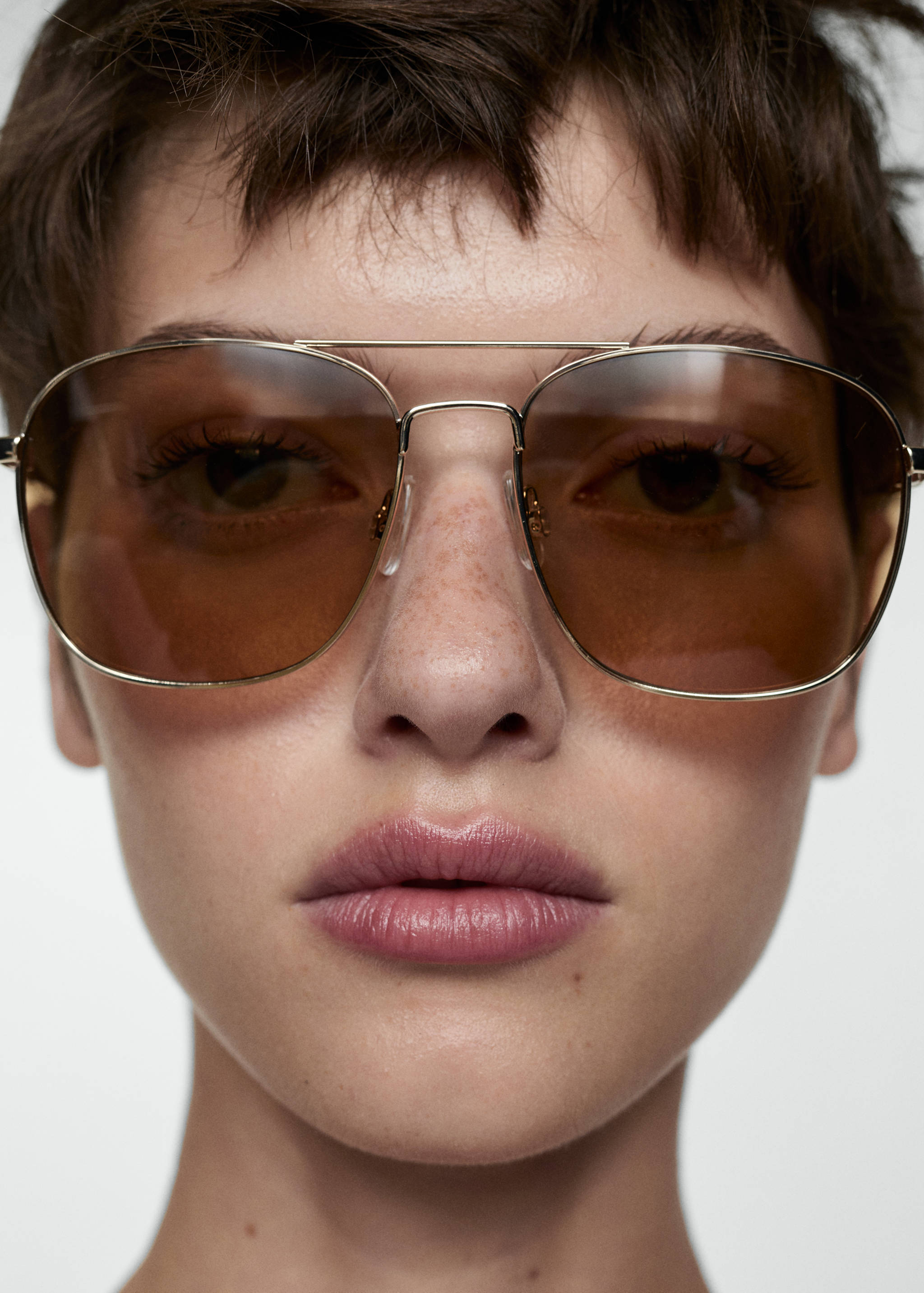 Gafas de sol montura metálica - Plano general