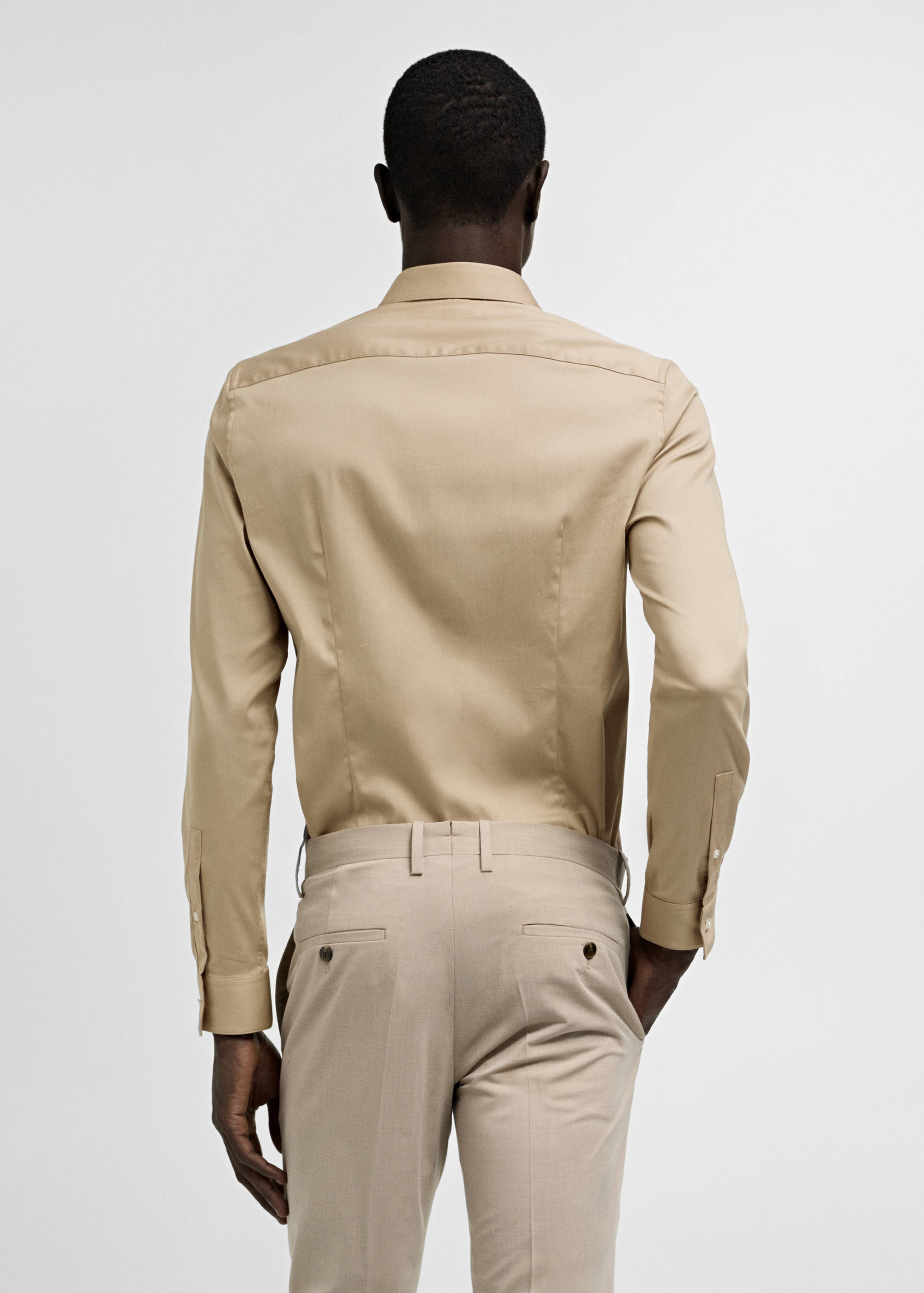 Super slim-fit poplin suit shirt - Reverse of the article