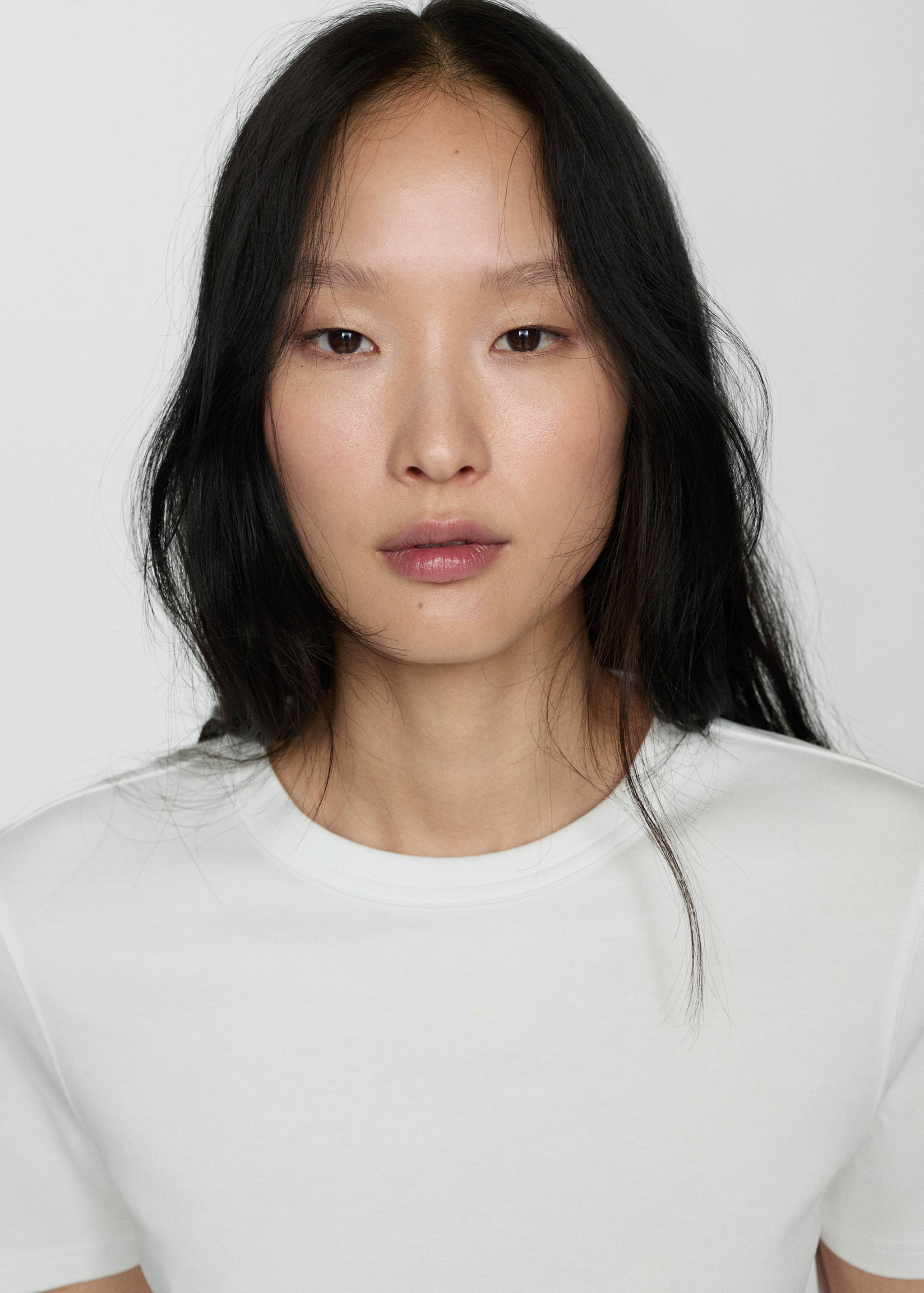 Short-sleeved cotton t-shirt - Details of the article 1