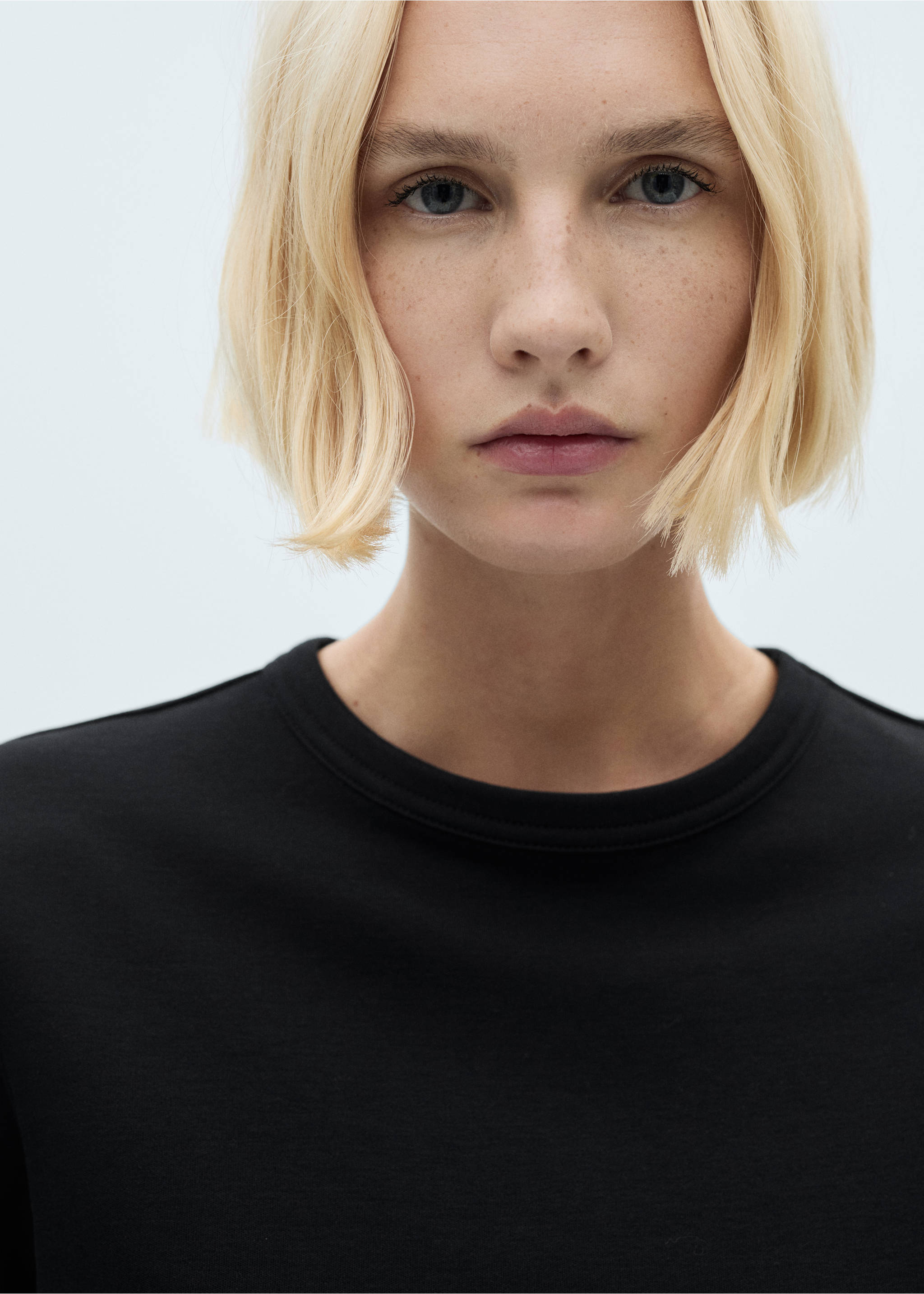 Pamučna majica kratkih rukava - Detalji artikla 1, Crna. Ref: 77090571-00.