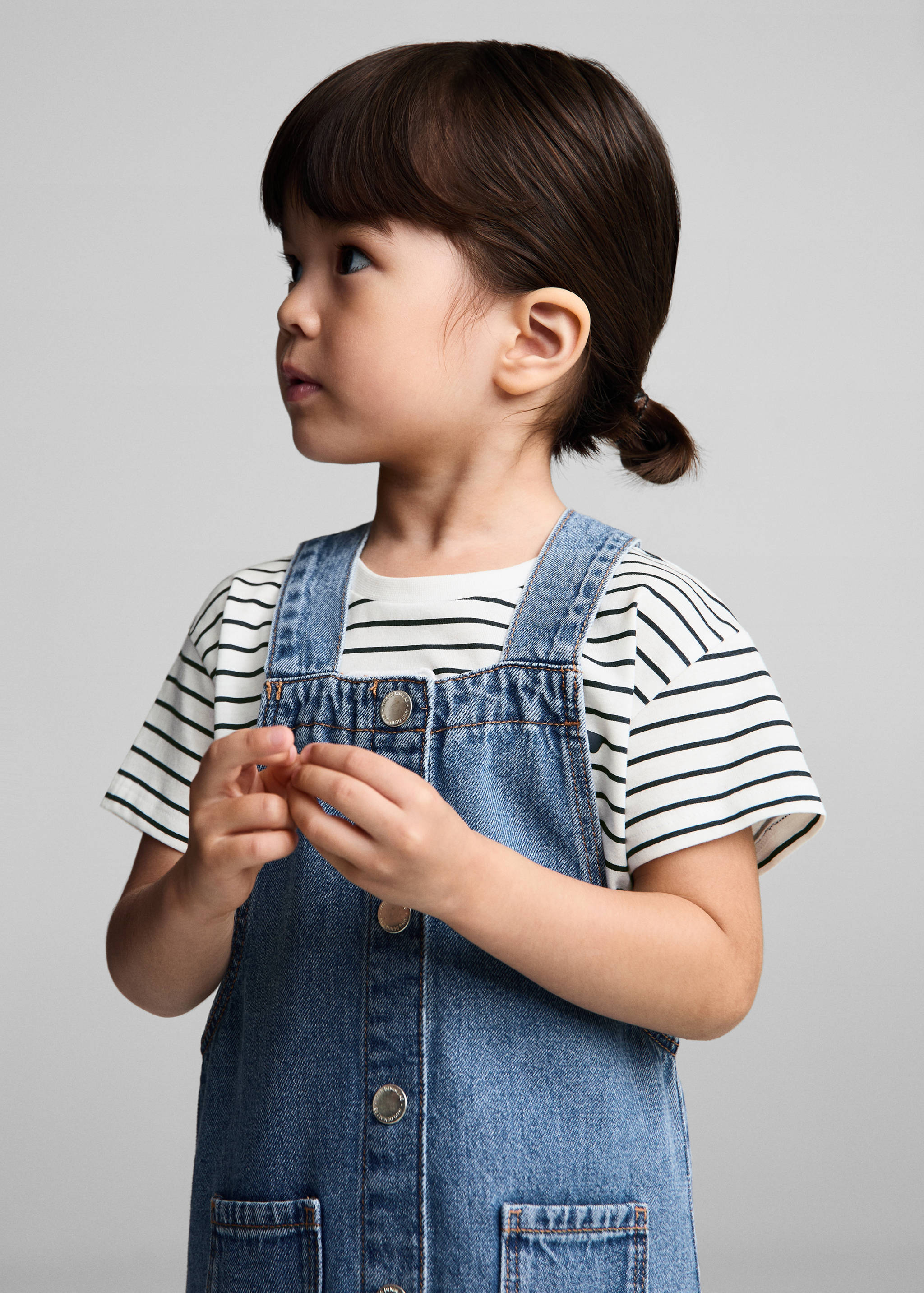 Kurzer Jeans-Latzrock - Detail des Artikels 1