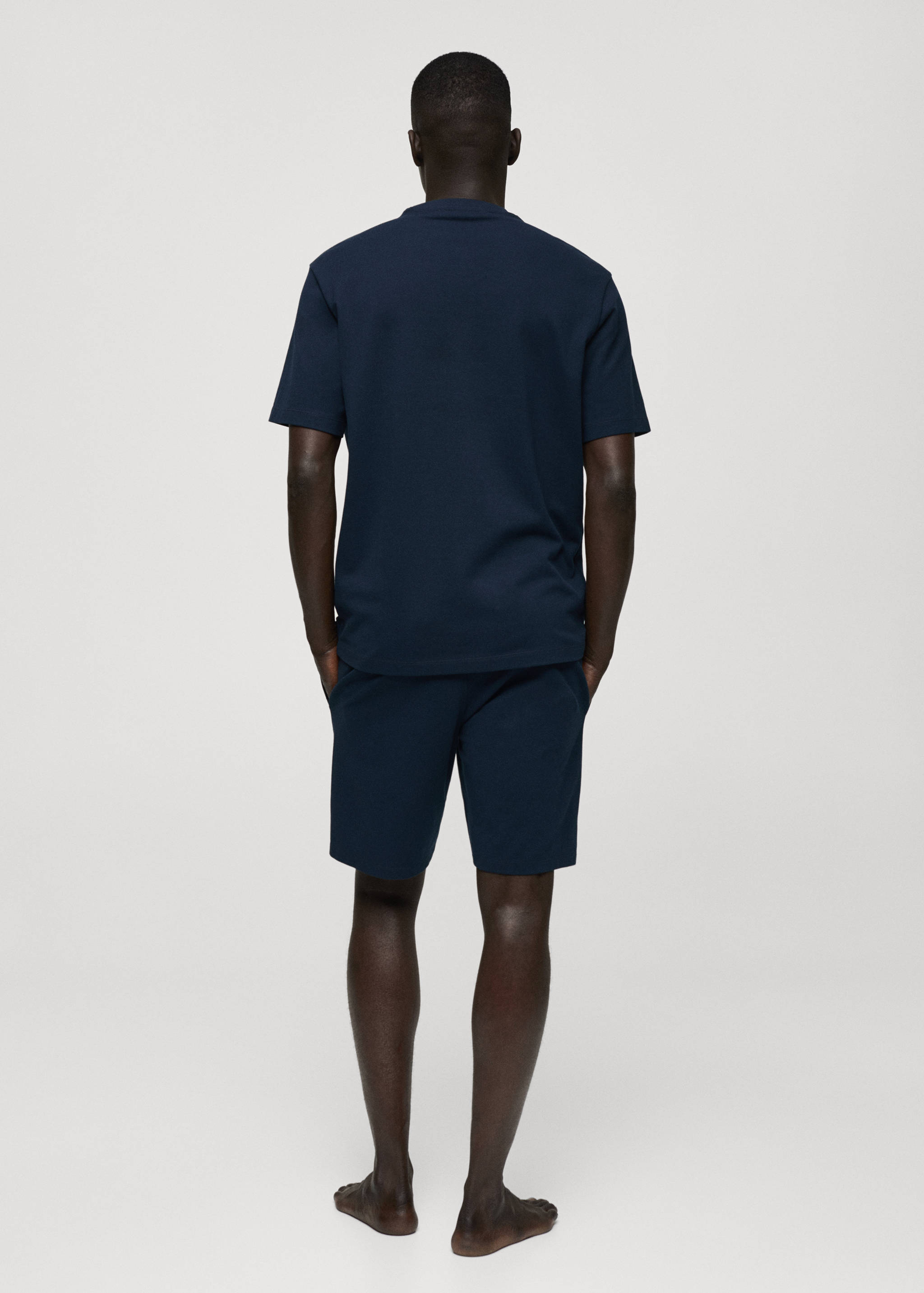 Pak korte katoenen pyjama - Achterkant van het artikel