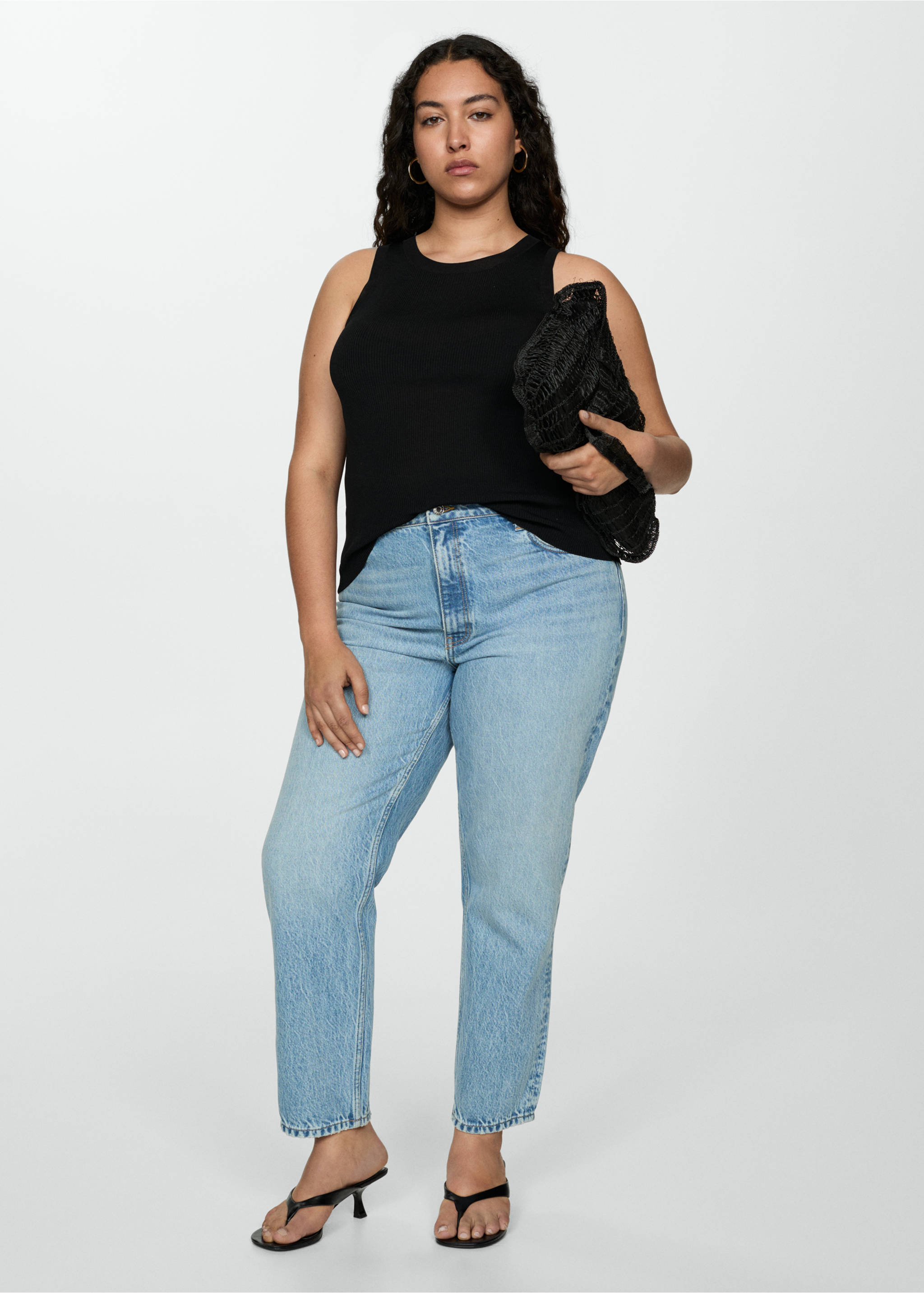 Mom2000 high-rise jeans - Details of the article 3, Medium Blue. Ref: 77090583-00.