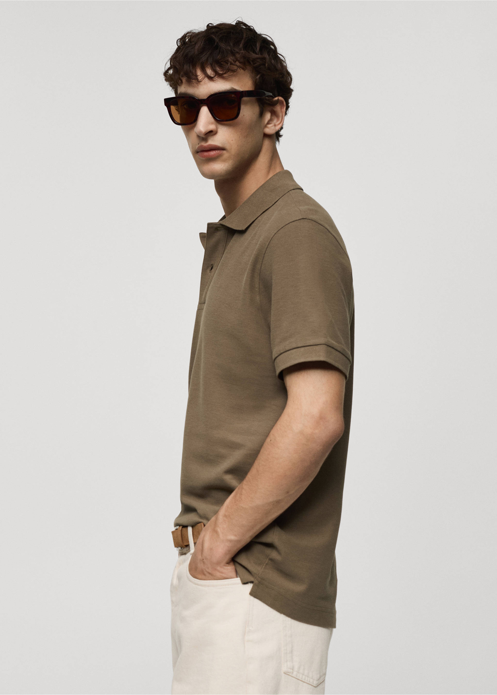 100% cotton pique polo shirt - Details of the article 2, Olive Green. Ref: 77090584-00.