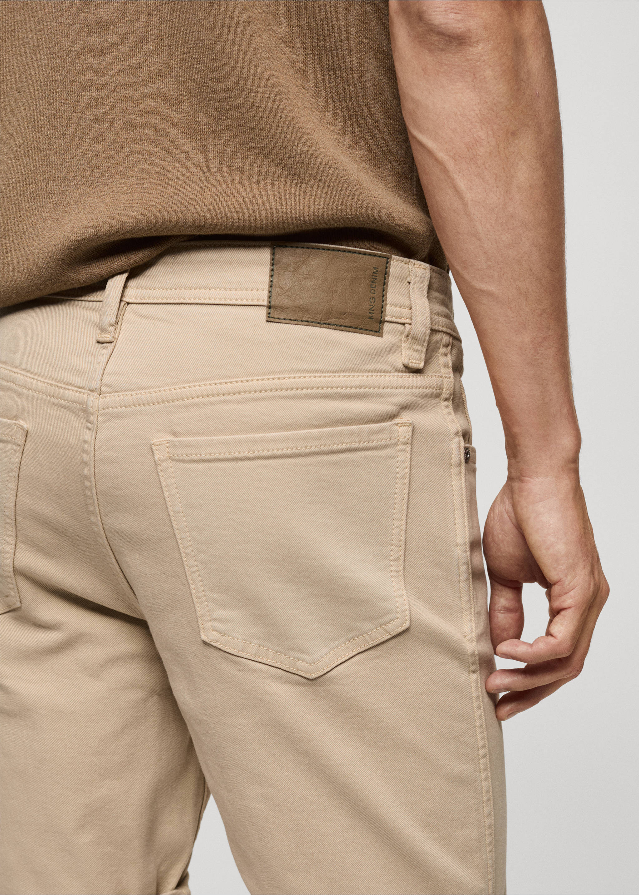 Bermuda en jean slim fit - Détail de l'article 2, Beige. Ref: 77090595-00.