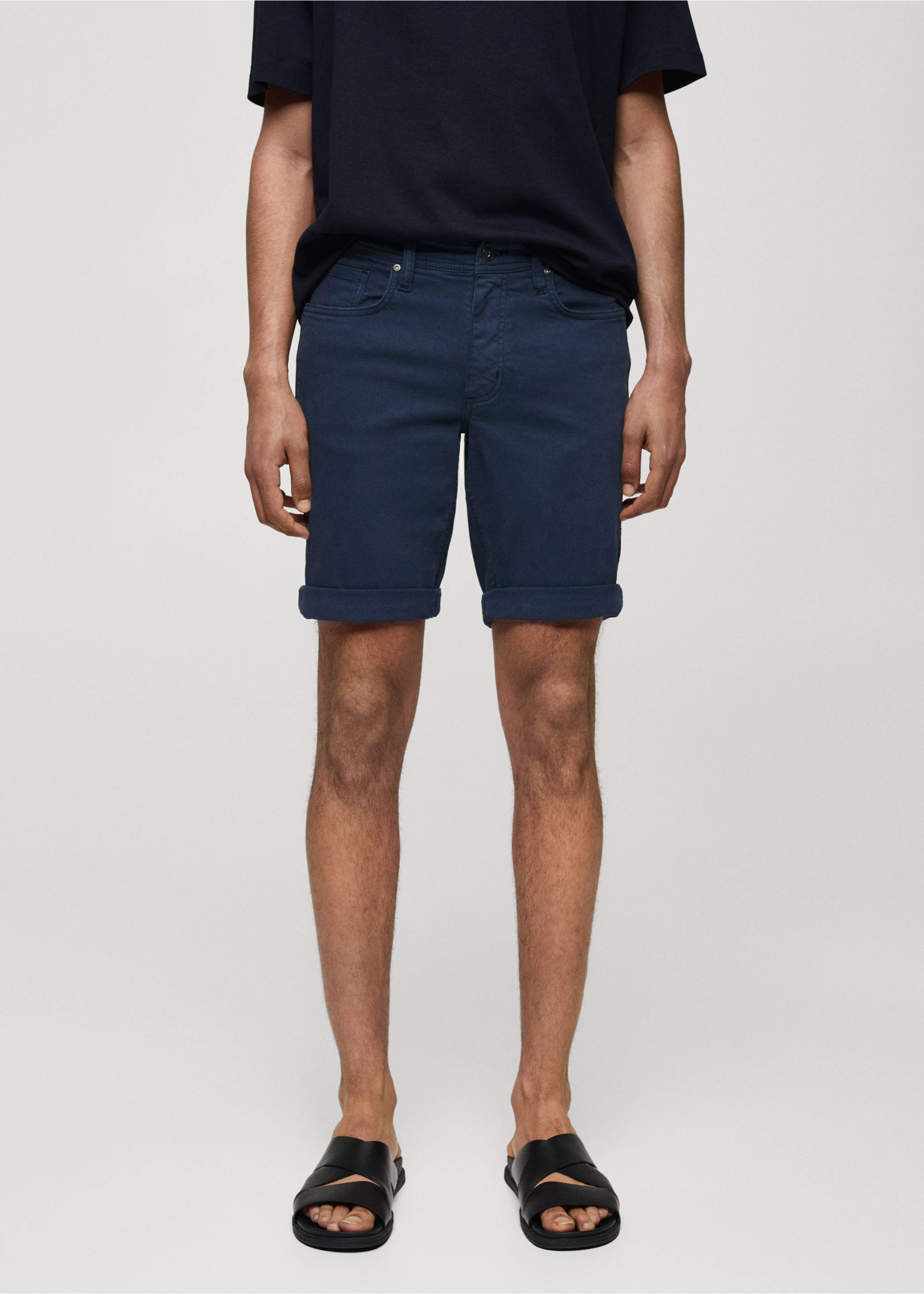Jeansbermudas slim fit - Bild av mittparti, Indigoblå. Ref: 77090595-00.