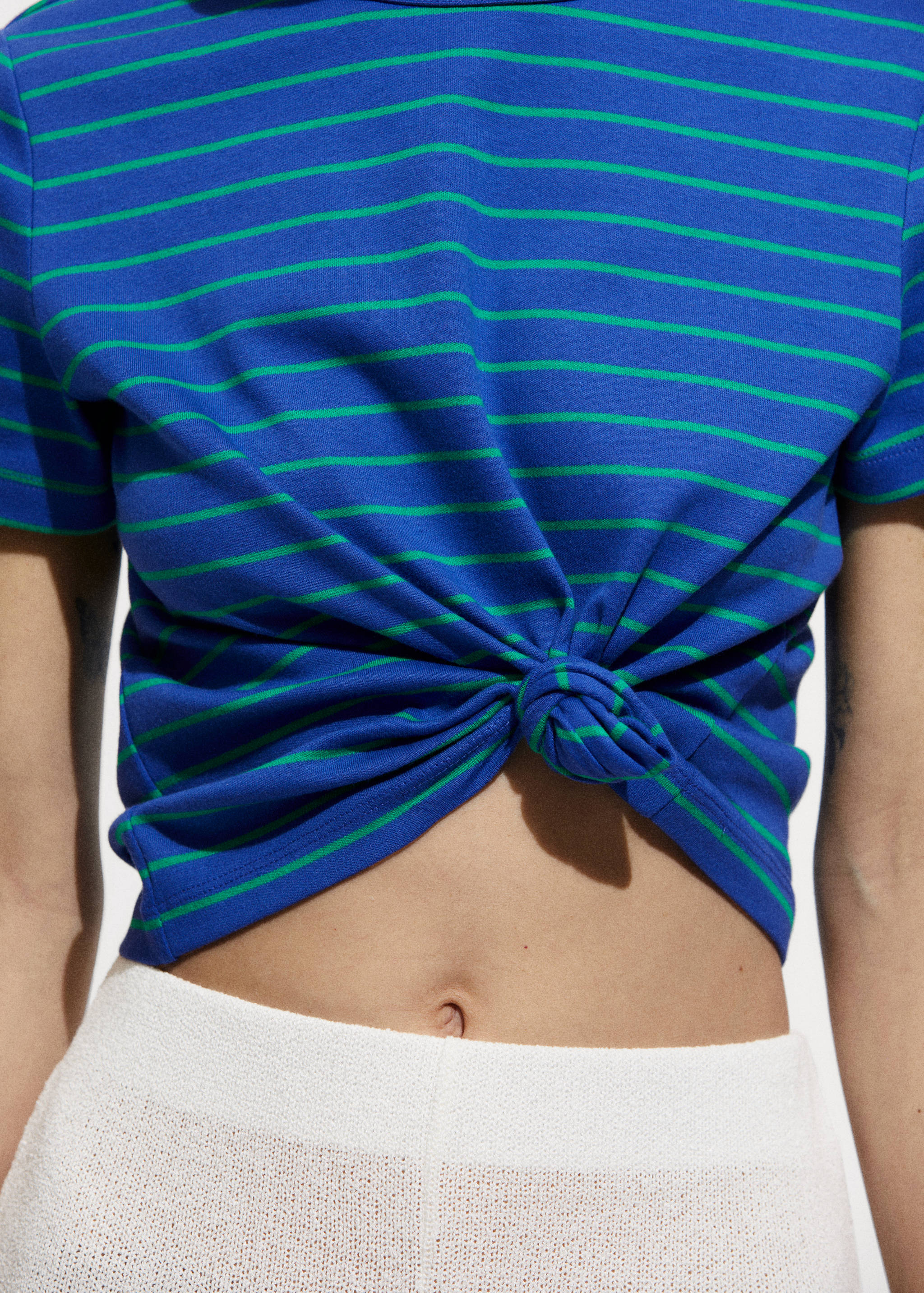 Printed striped T-shirt - Details of the article 3