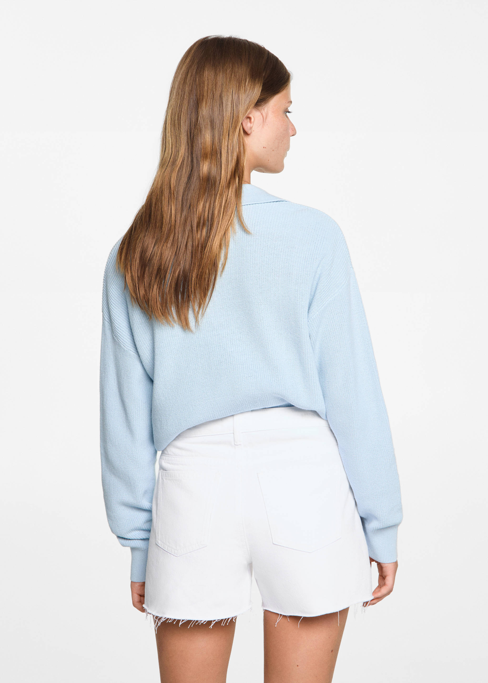 Studs short - Reverse of the article