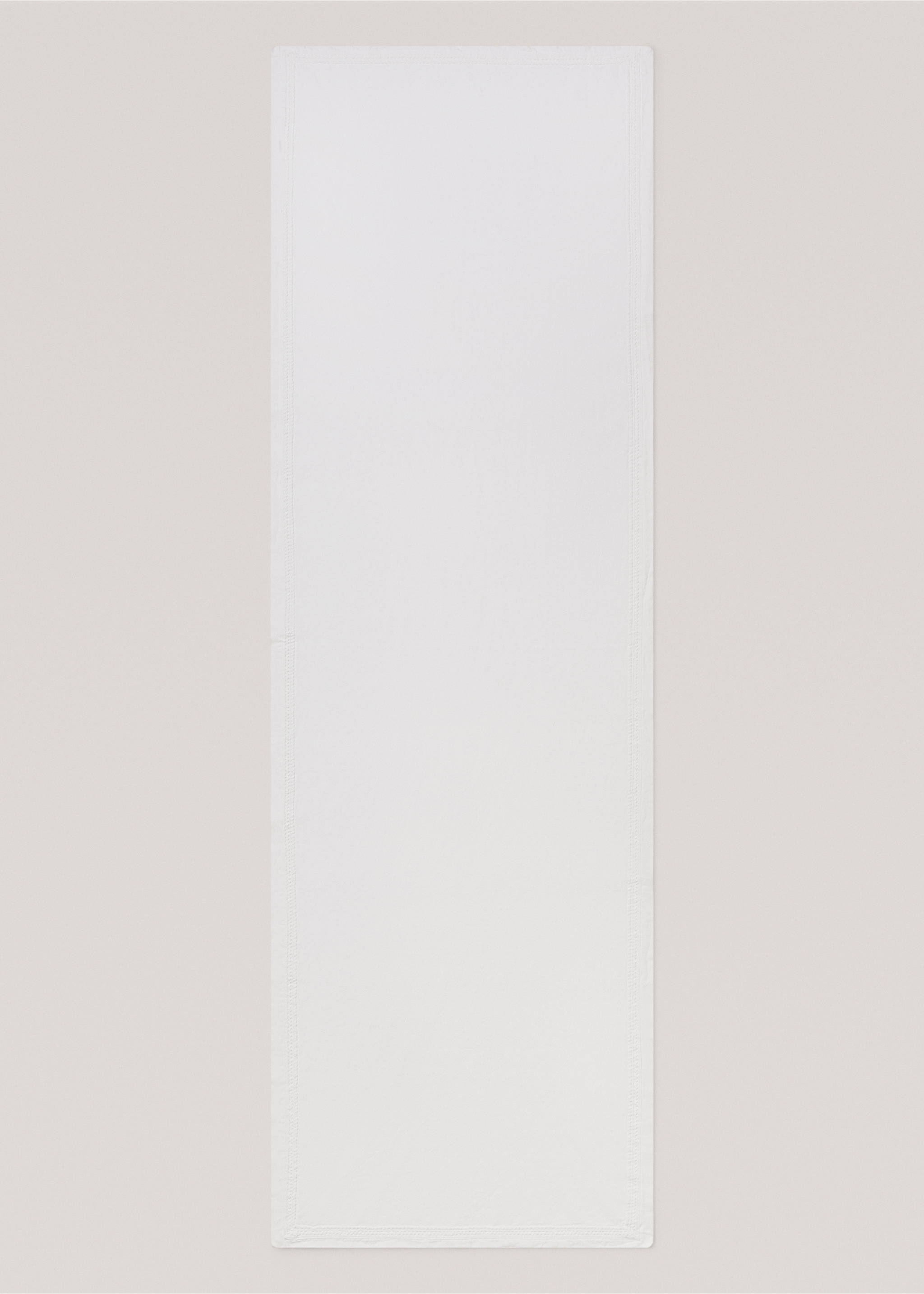 Tischläufer aus Baumwollspitze - Artikel ohne Model, Cremeweiß. Ref: 77090631-00.