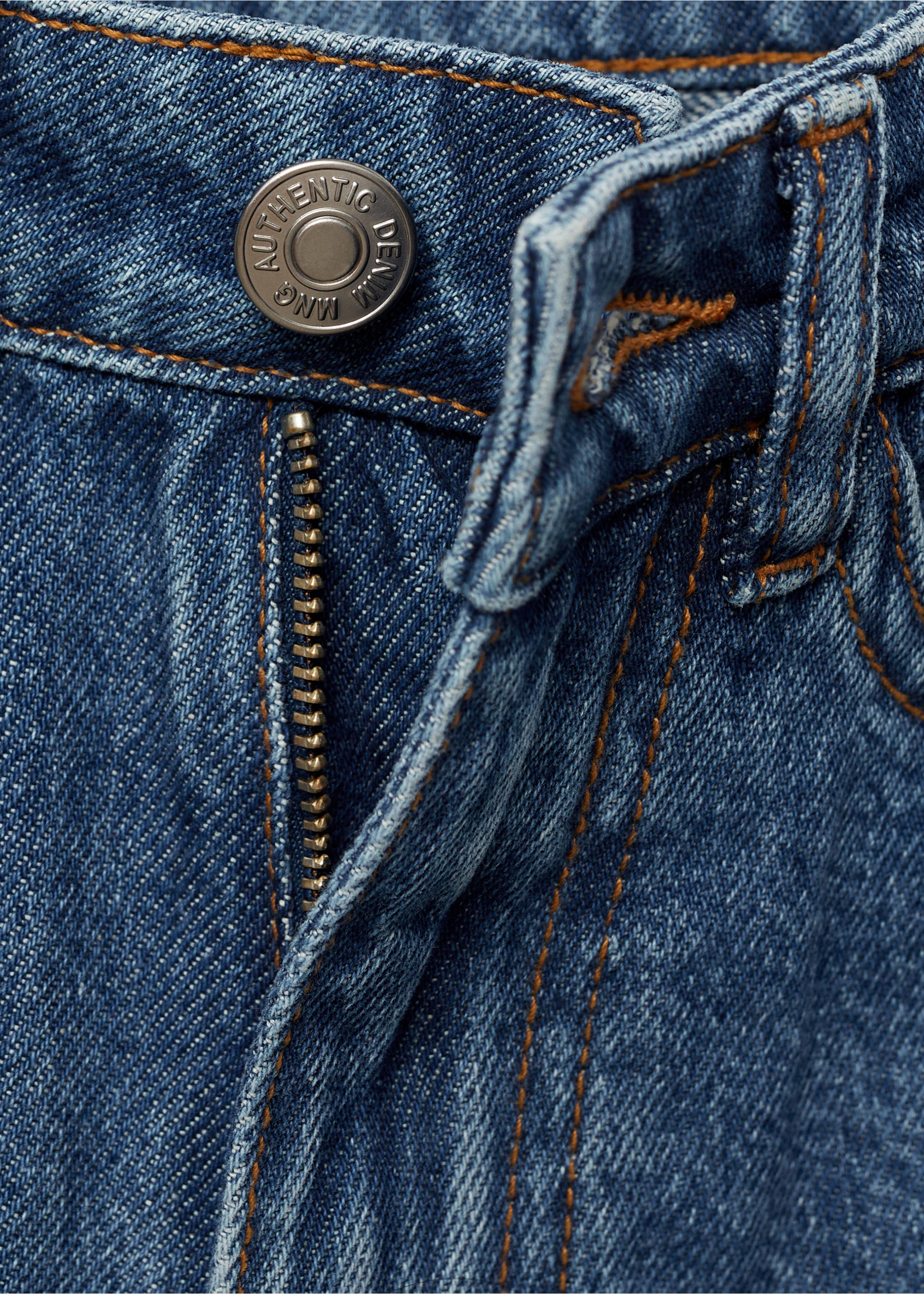Jeansshorts mit ausgefranstem Saum - Detail des Artikels 8, Mittelblau. Ref: 77090639-00.