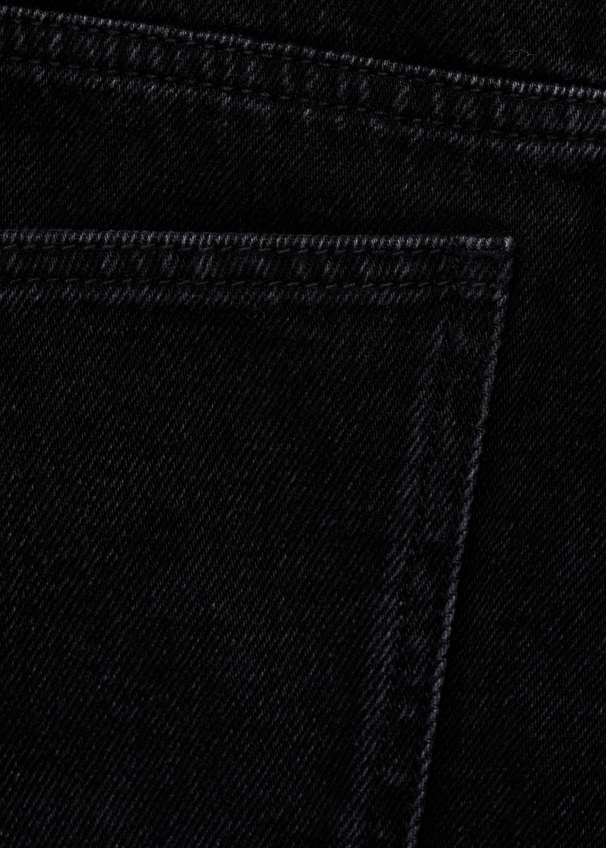 Jeansshorts mit ausgefranstem Saum - Detail des Artikels 0