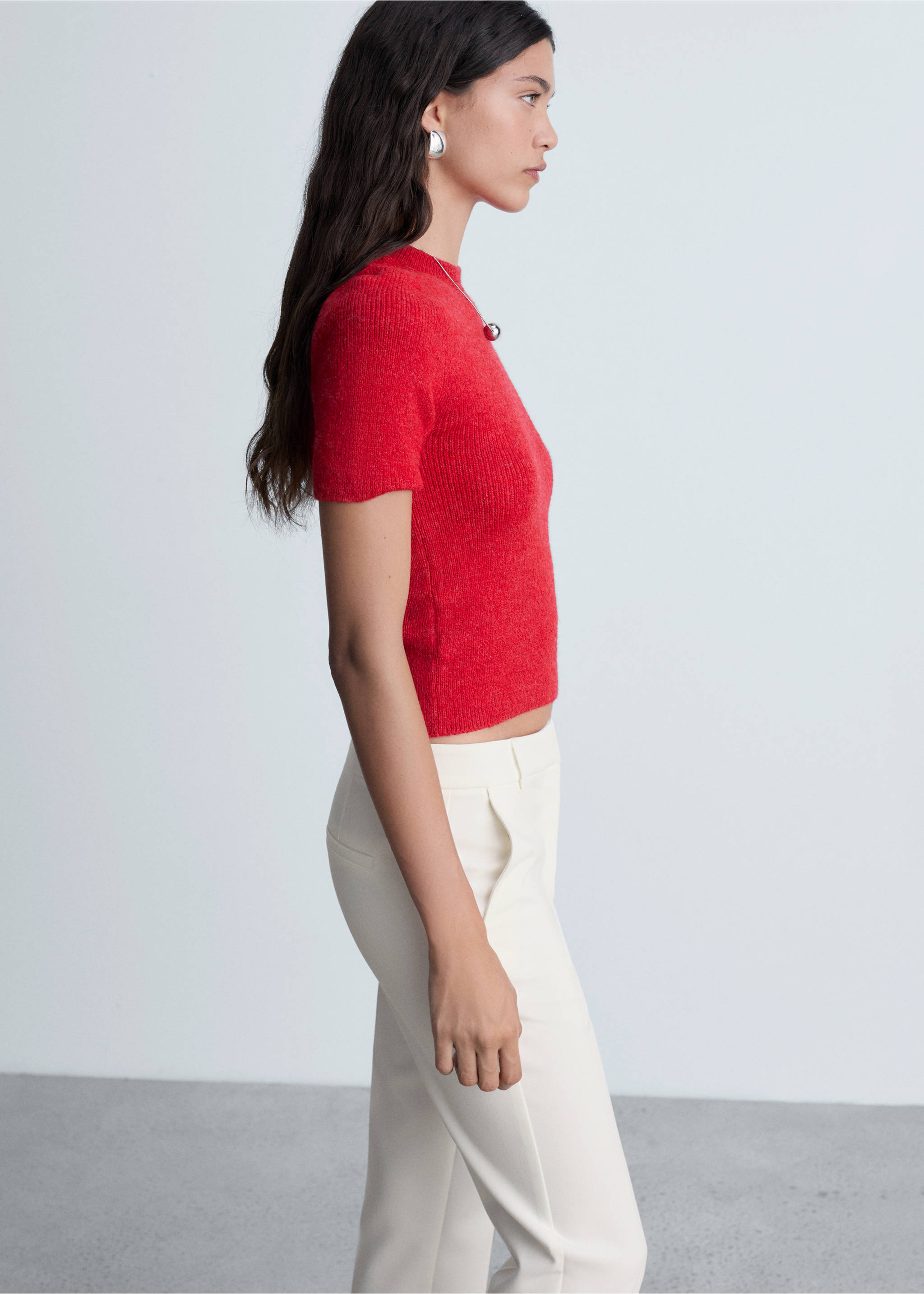 Straight-fit pleated trousers - Details of the article 1, White. Ref: 77090642-00.