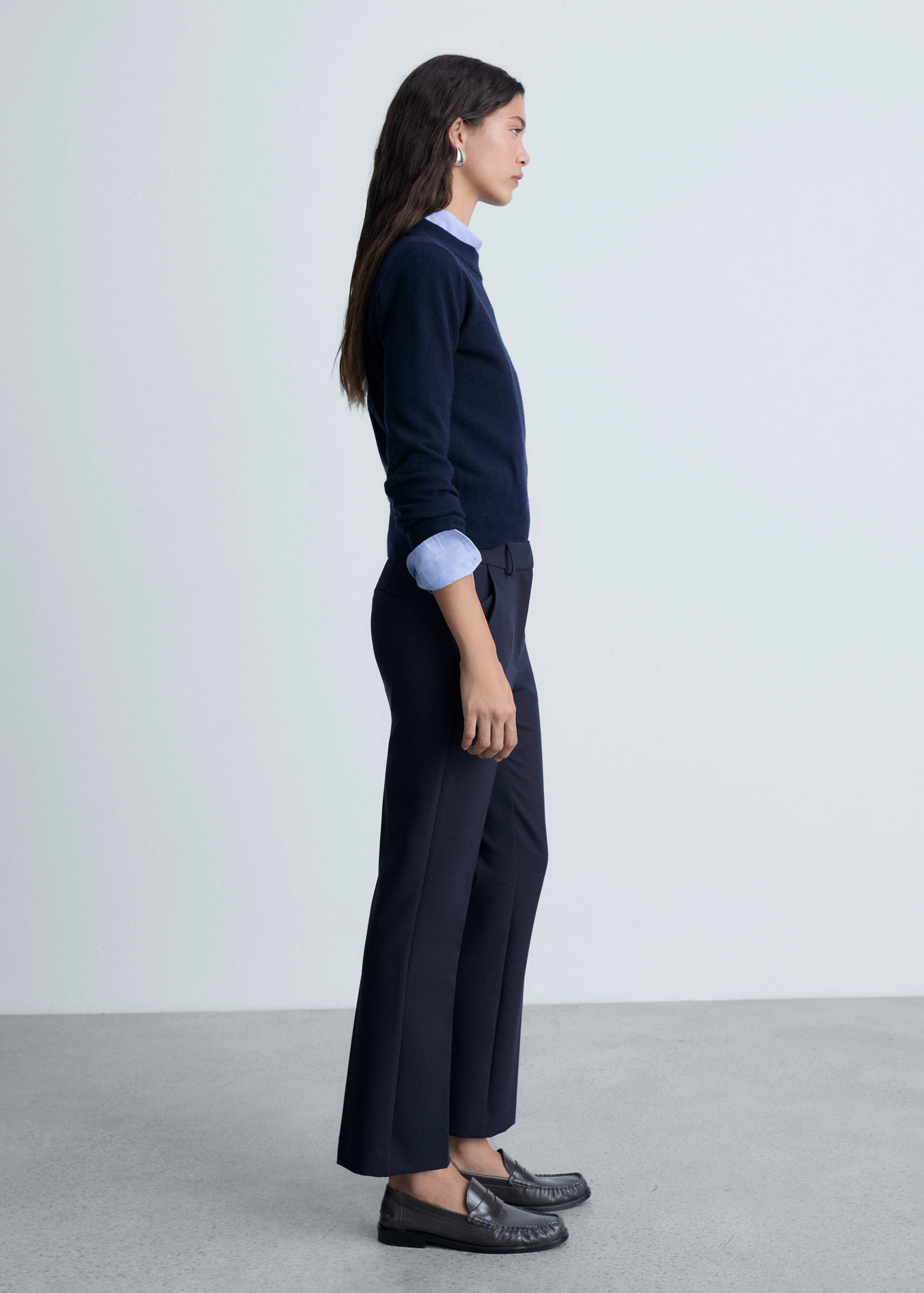 Straight-fit pleated trousers - Details of the article 2