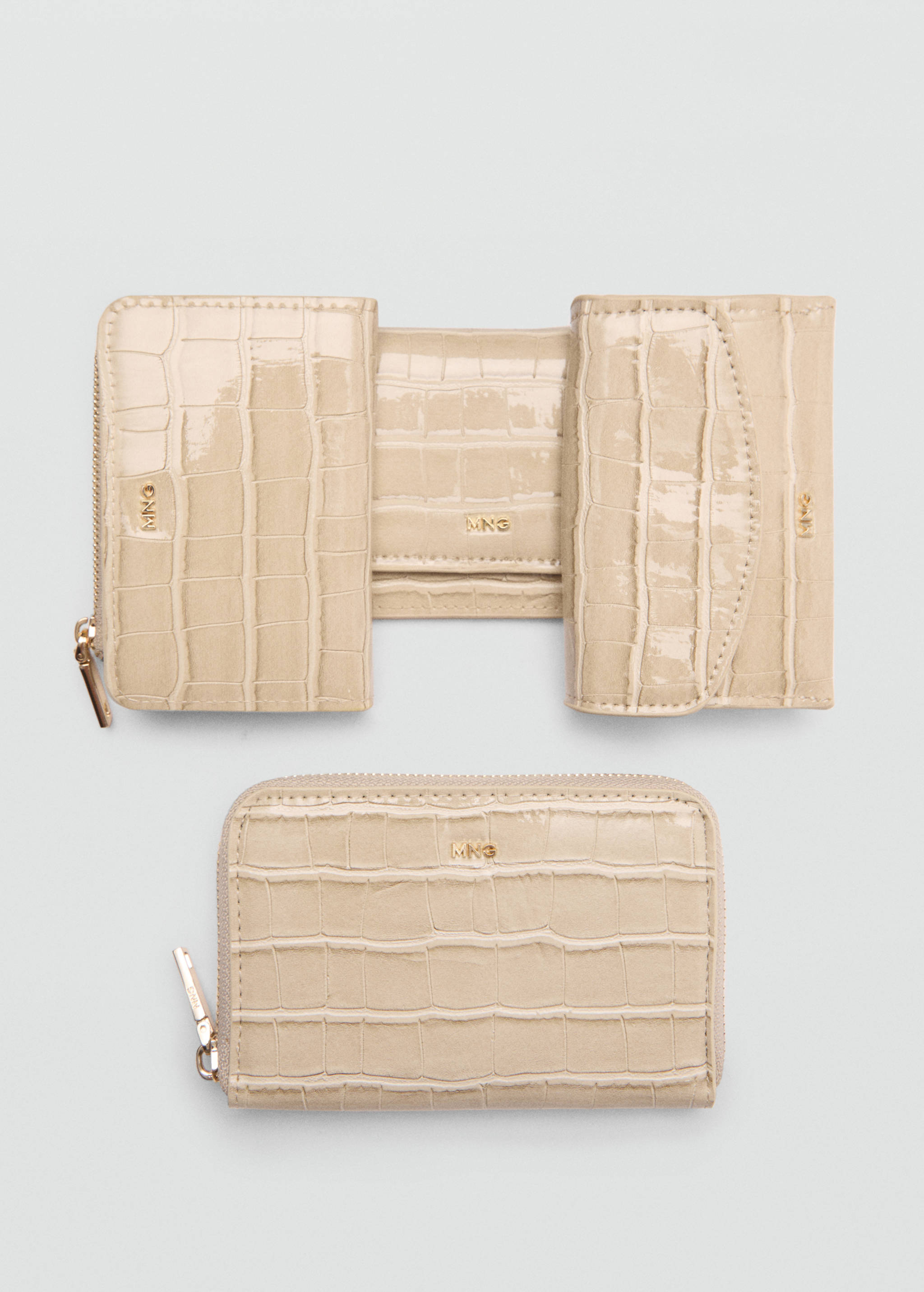 Crocodile-effect purse - Details of the article 3