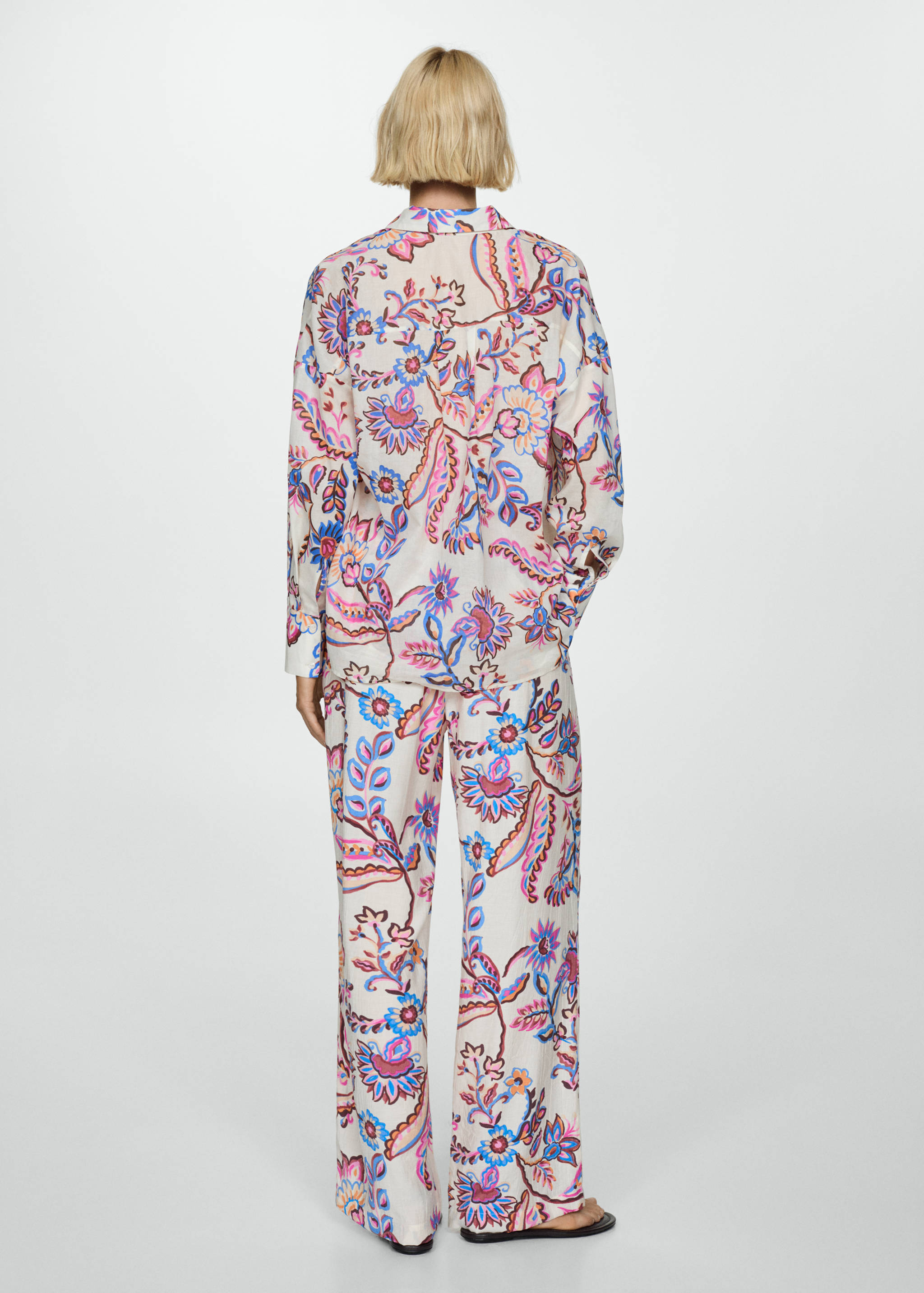 Egyenesszárú, virágmintás nadrág - A cikk hátulja