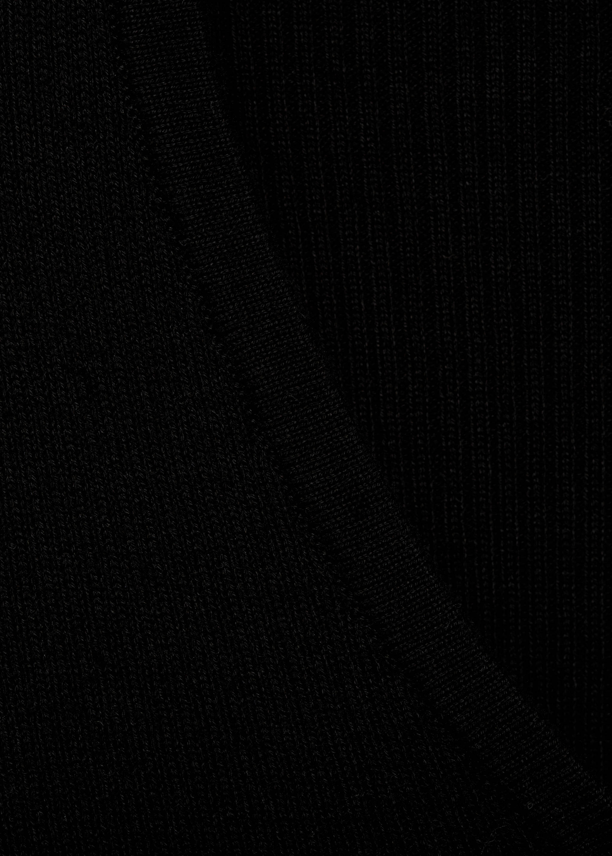 Strickjacke mit Knöpfen - Detail des Artikels 8