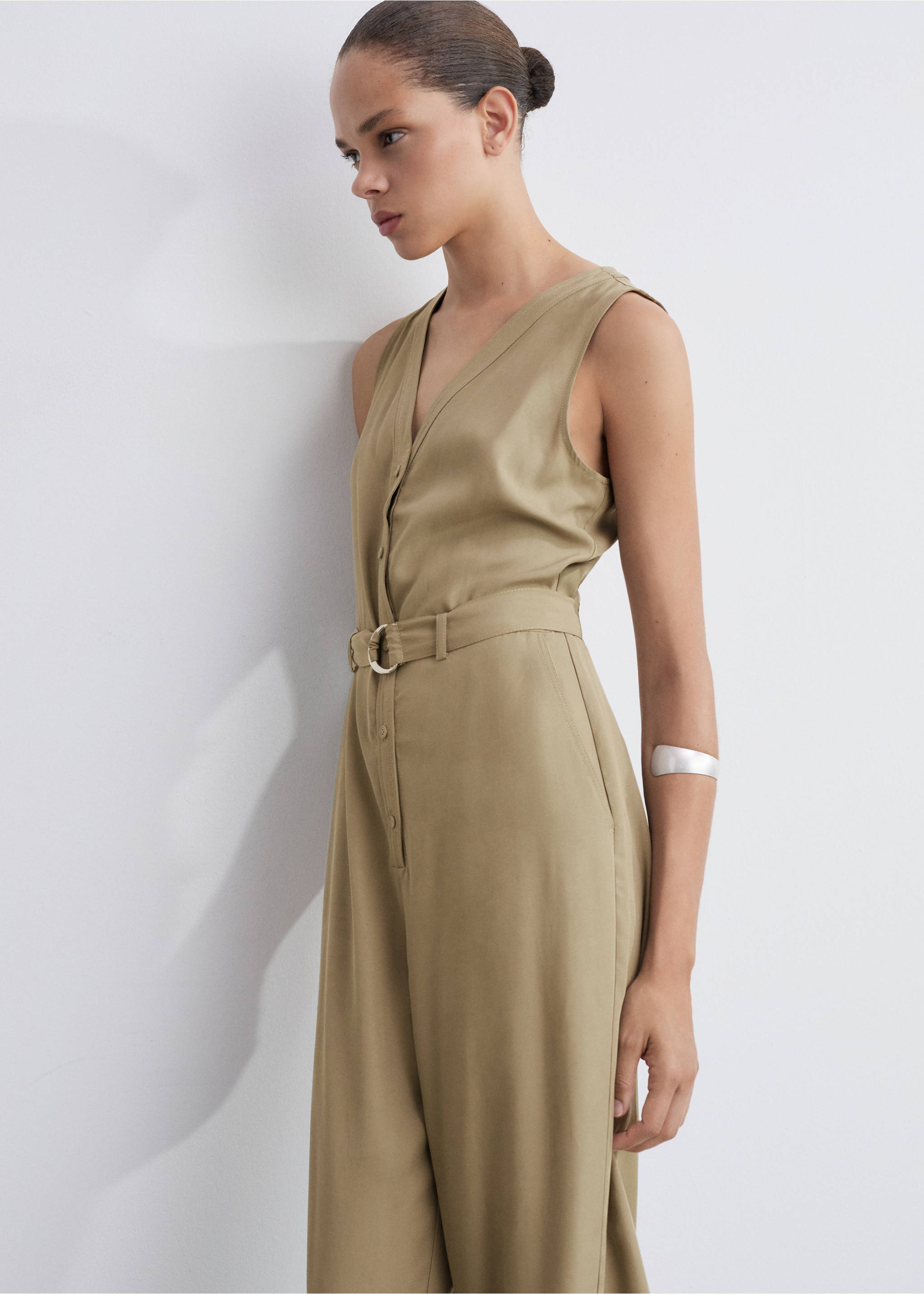 Combinaison Lyocell ceinture - Plan moyen, Kaki. Ref: 77093280-00.