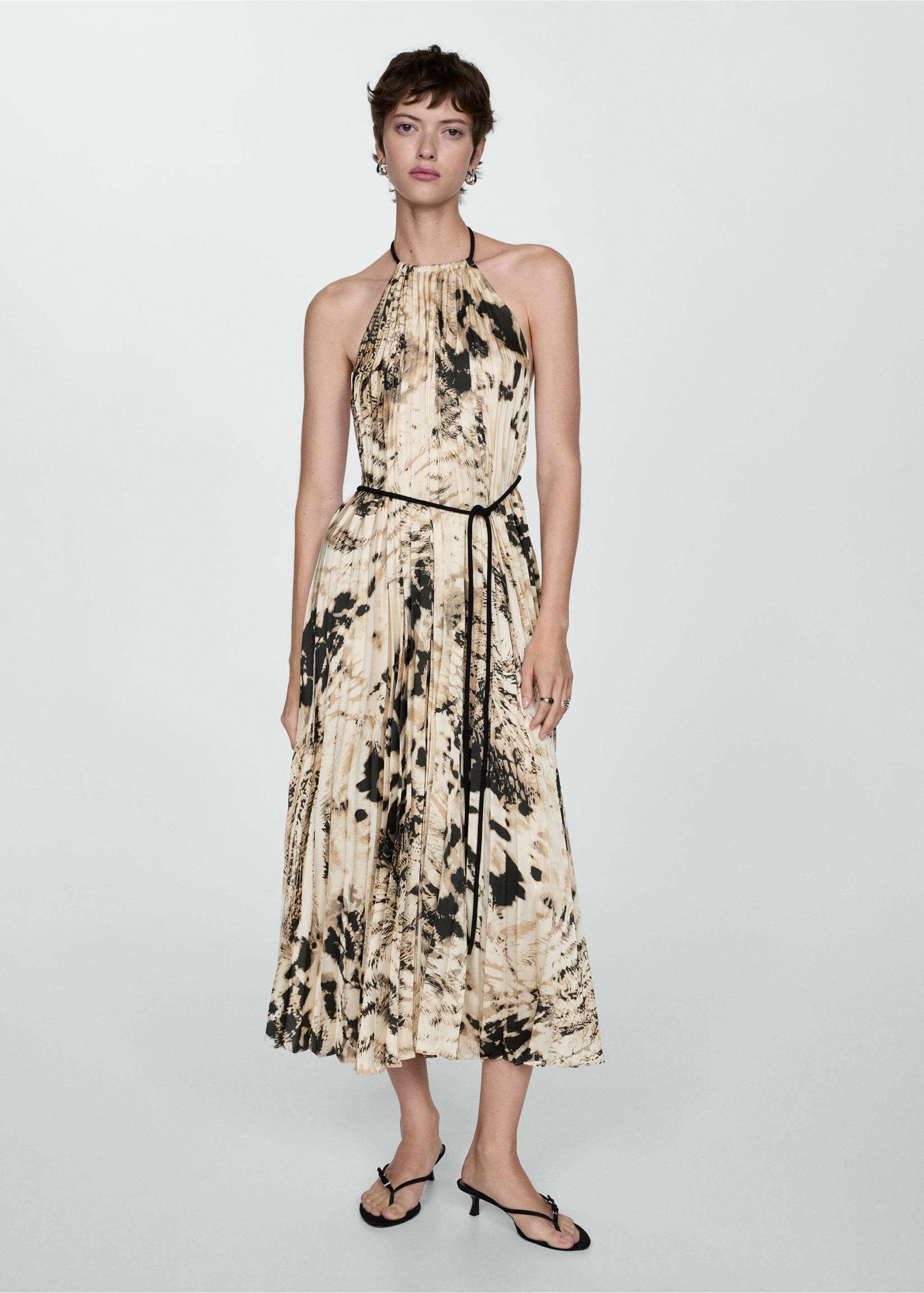 Vestido plisado animal print - Plano general, Crudo. Ref: 77093294-00.