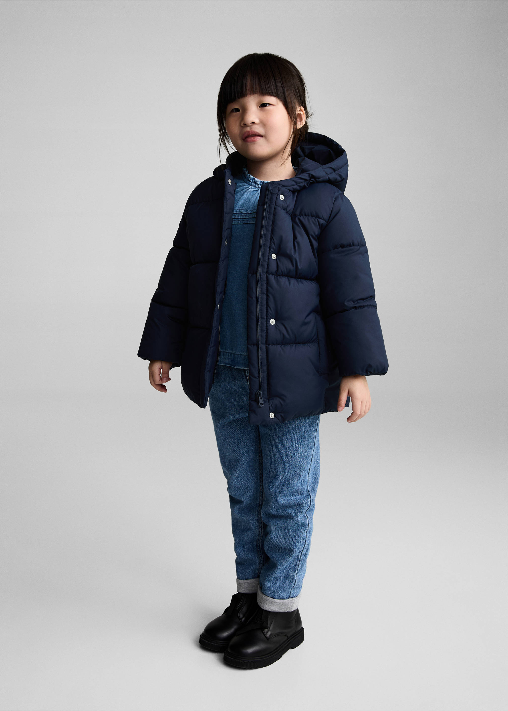 Jachetă matlasată cu glugă - Plan general, Bleumarin închis. Ref: 77094009-00.