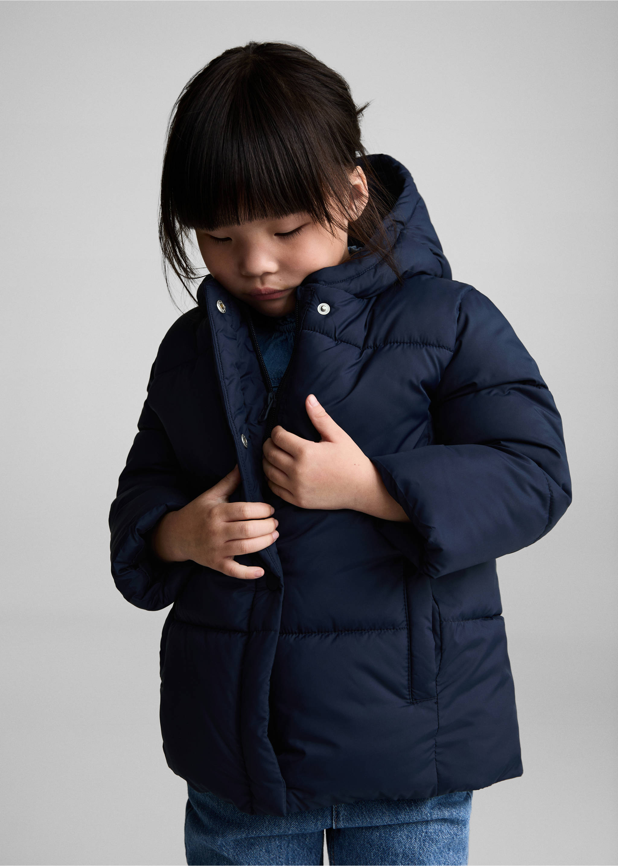 Jachetă matlasată cu glugă - Plan mediu, Bleumarin închis. Ref: 77094009-00.